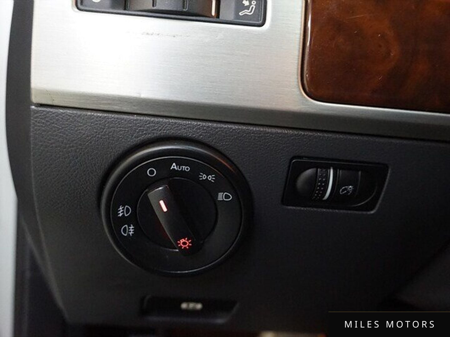 Volkswagen 투아렉 2010 — миниатюра 18