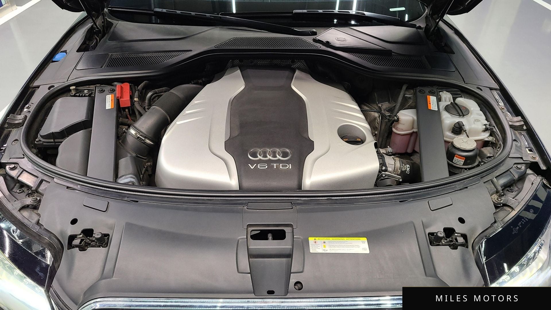 Audi A8 2013 — миниатюра 8