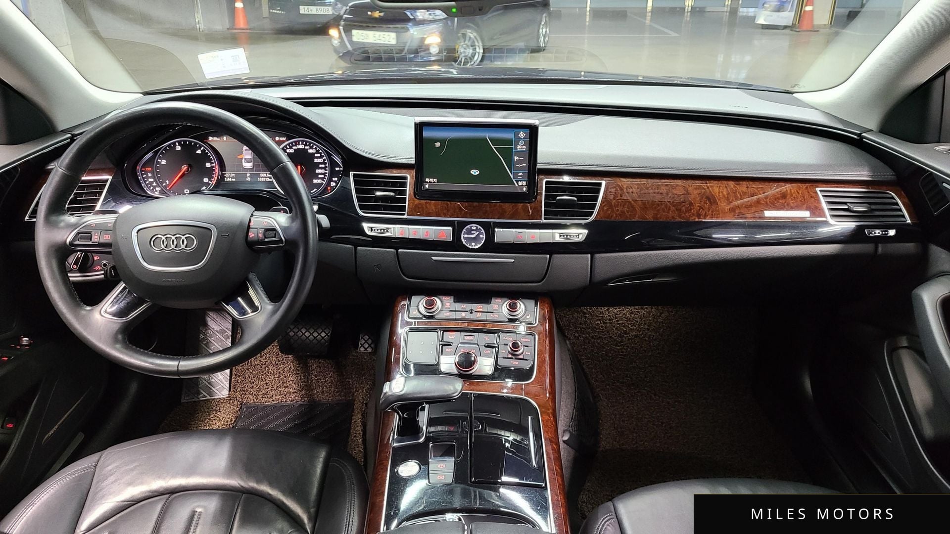 Audi A8 2013 — миниатюра 9