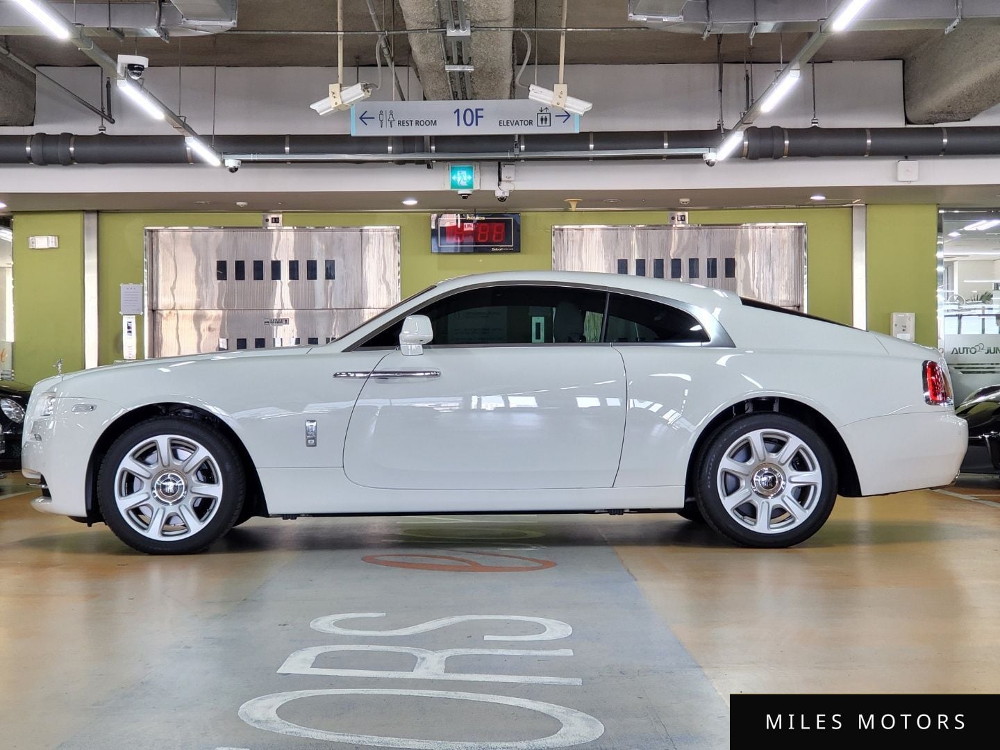 Rolls-Royce Wraith 2015 — миниатюра 2