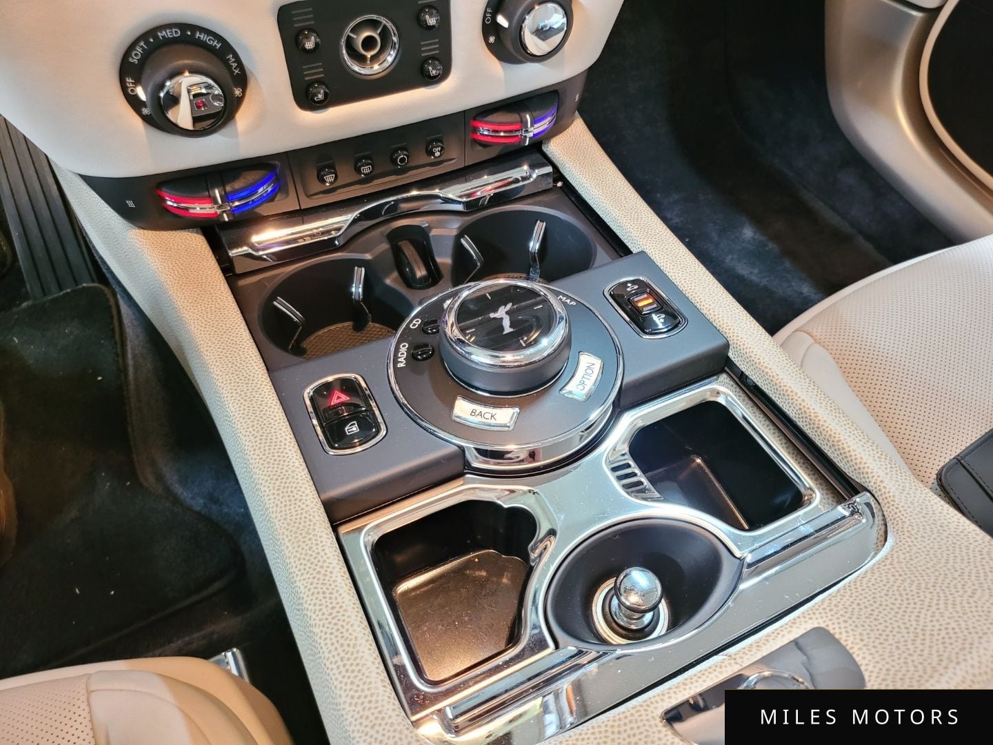 Rolls-Royce Wraith 2015 — миниатюра 7