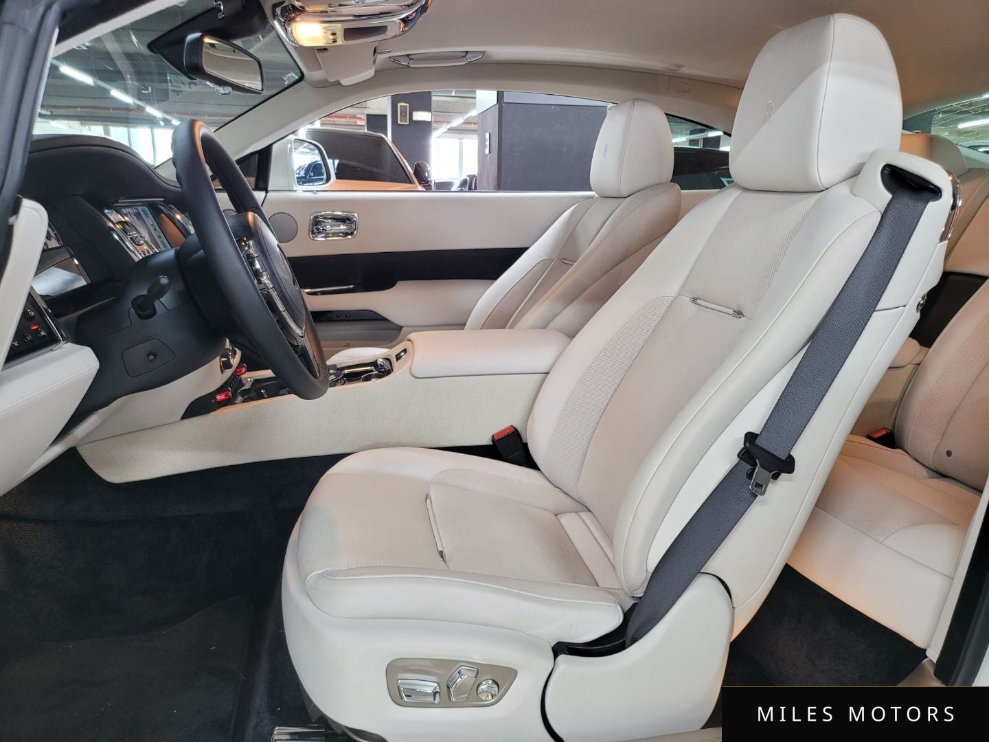 Rolls-Royce Wraith 2015 — миниатюра 10