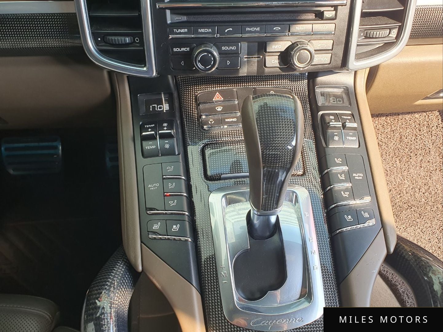 Porsche Cayenne 2013 — миниатюра 12