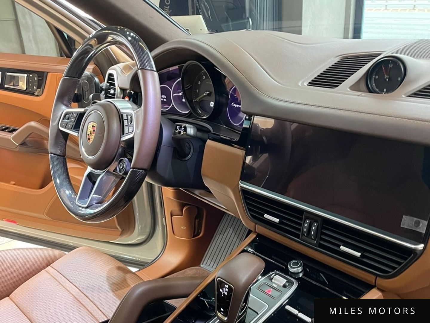 Porsche 카이엔 (PO536) 2023 — миниатюра 12