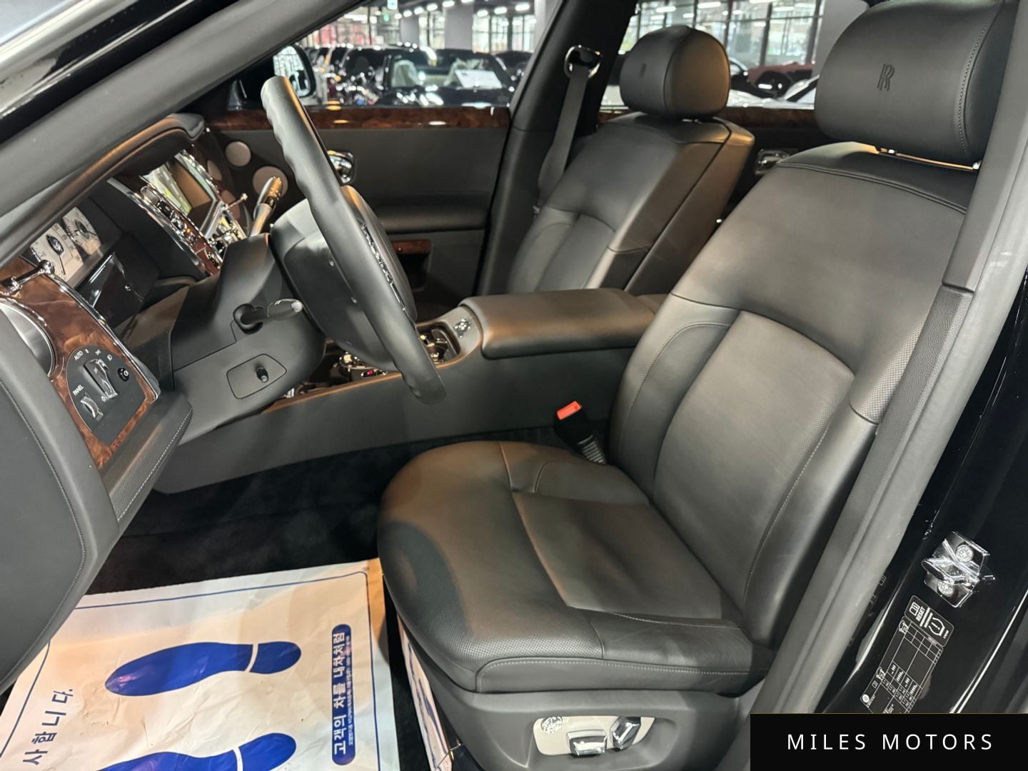 Rolls-Royce Ghost 2013 — миниатюра 8