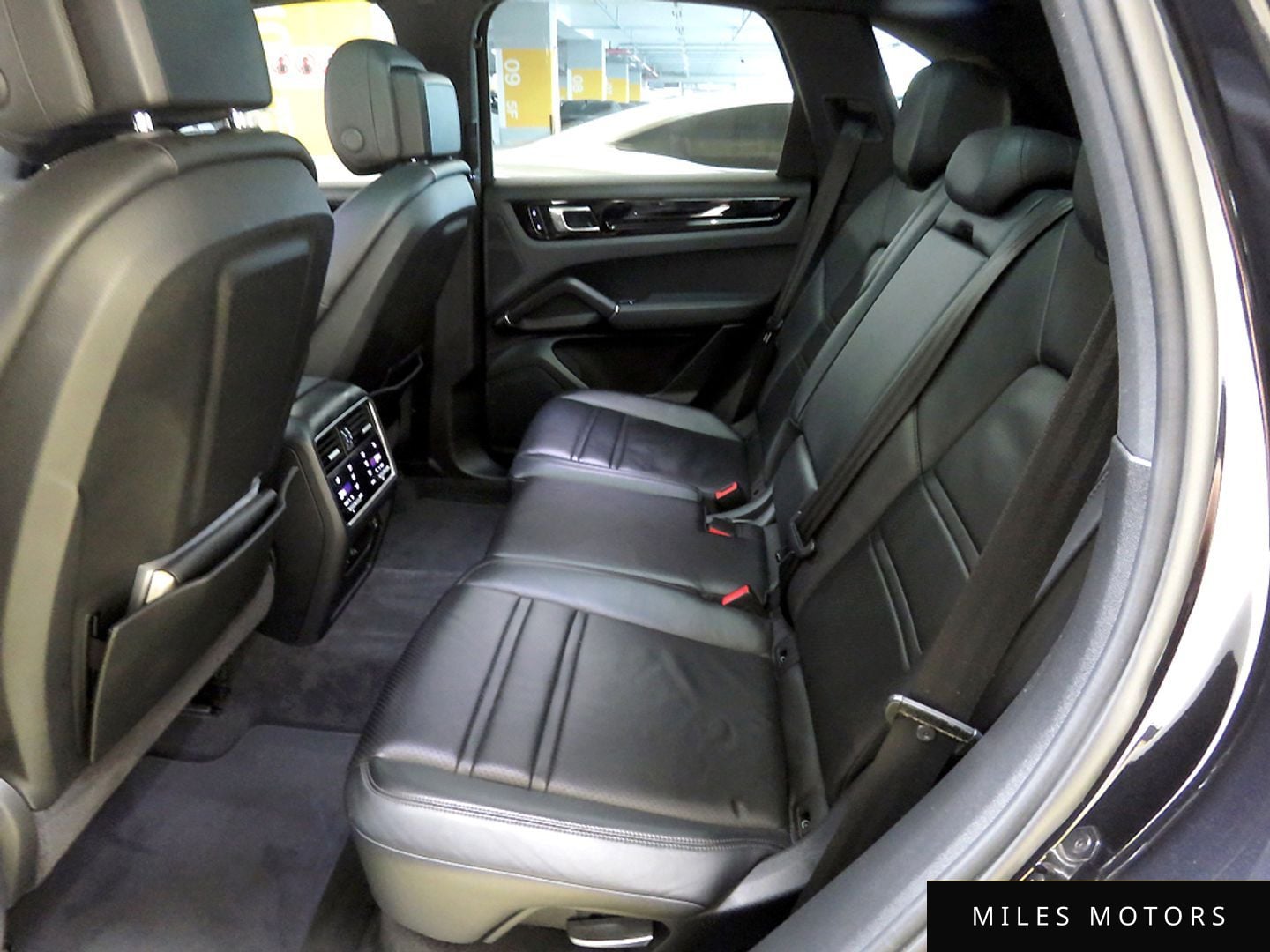 Porsche Cayenne 2019 — миниатюра 6