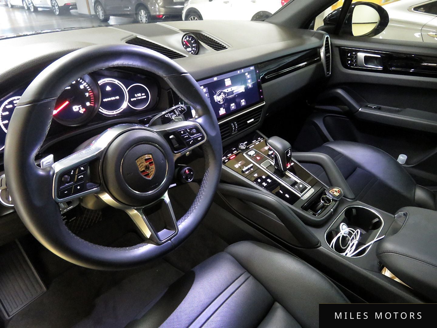 Porsche Cayenne 2019 — миниатюра 7