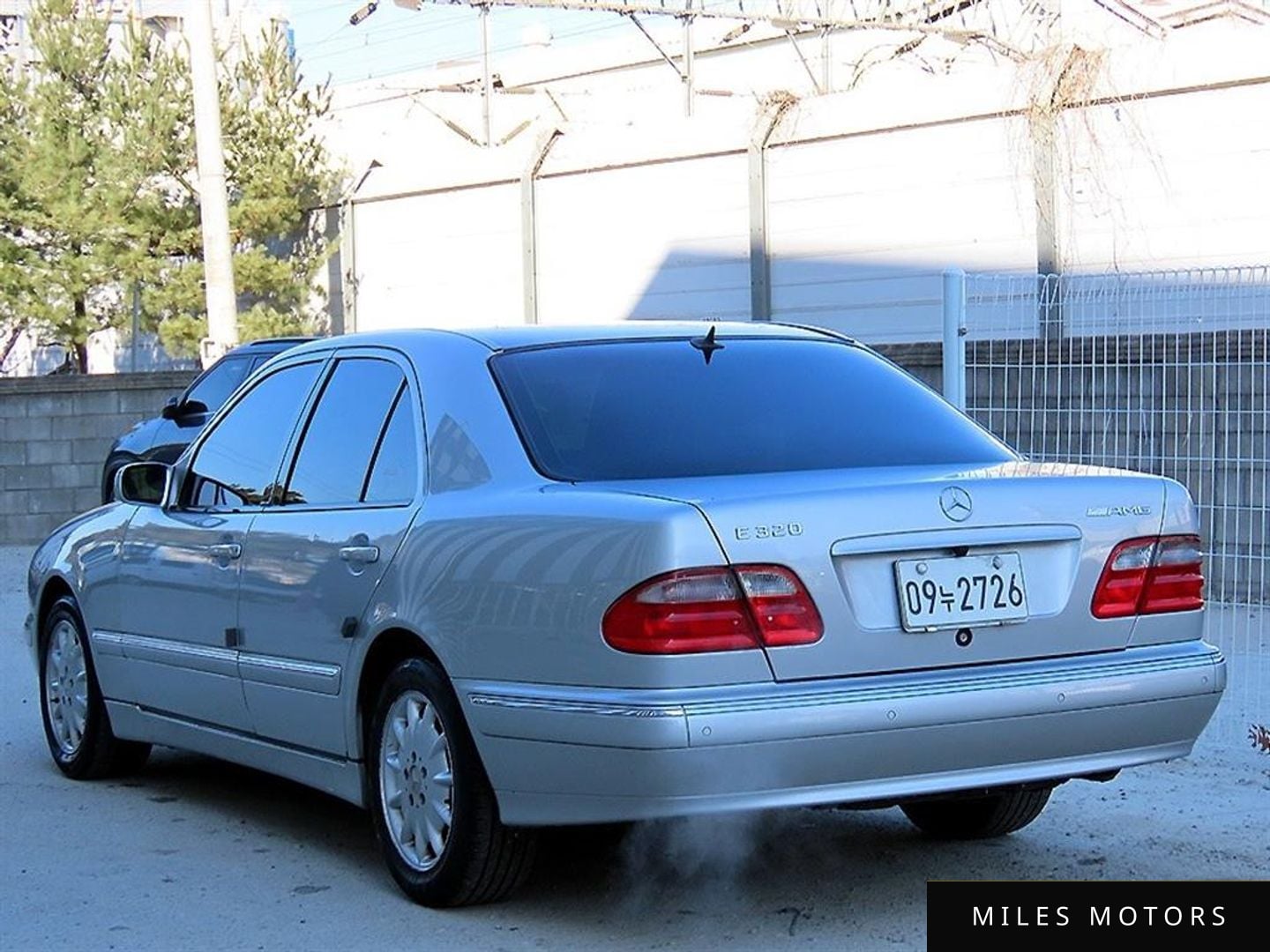 Mercedes-Benz E-Class W210 2001 — миниатюра 3
