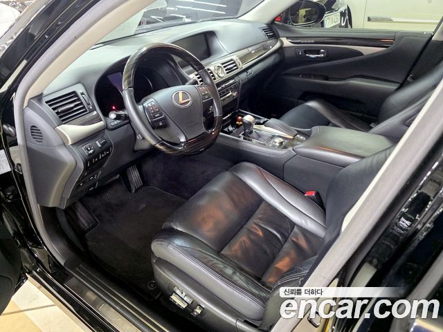 Лексус LS460 2014 — миниатюра 7