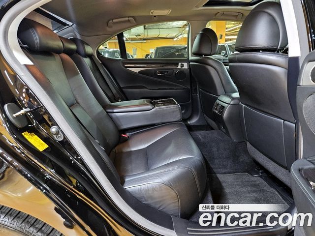 Лексус LS460 2014 — миниатюра 16