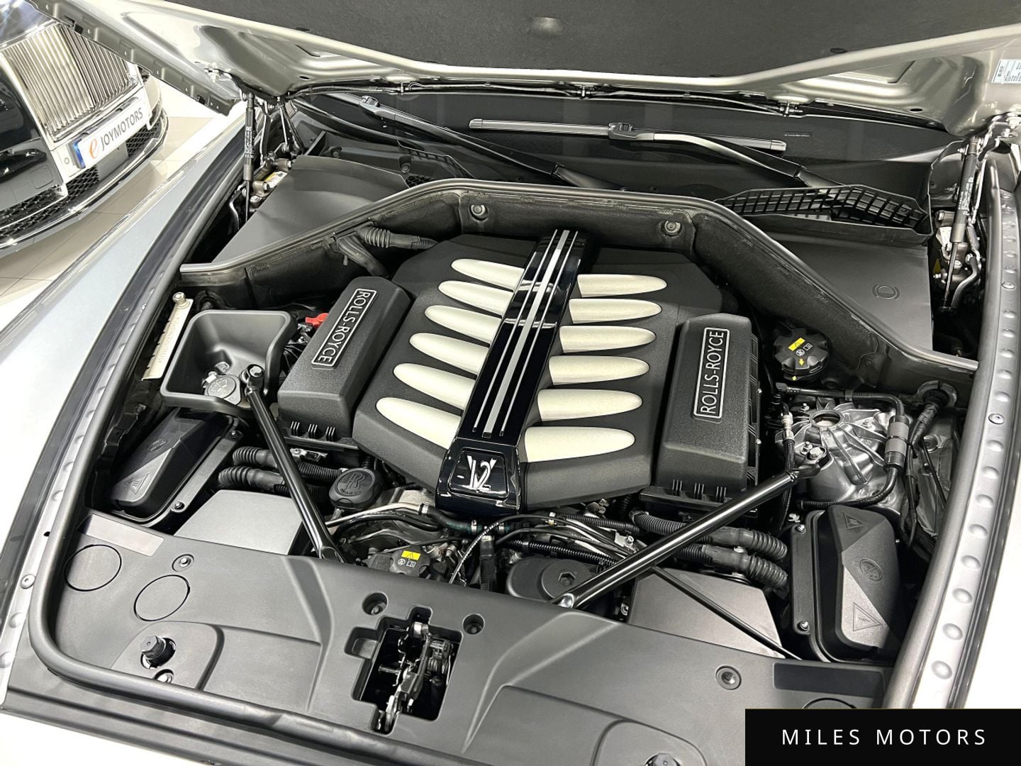 Rolls-Royce Ghost 2019 — миниатюра 6