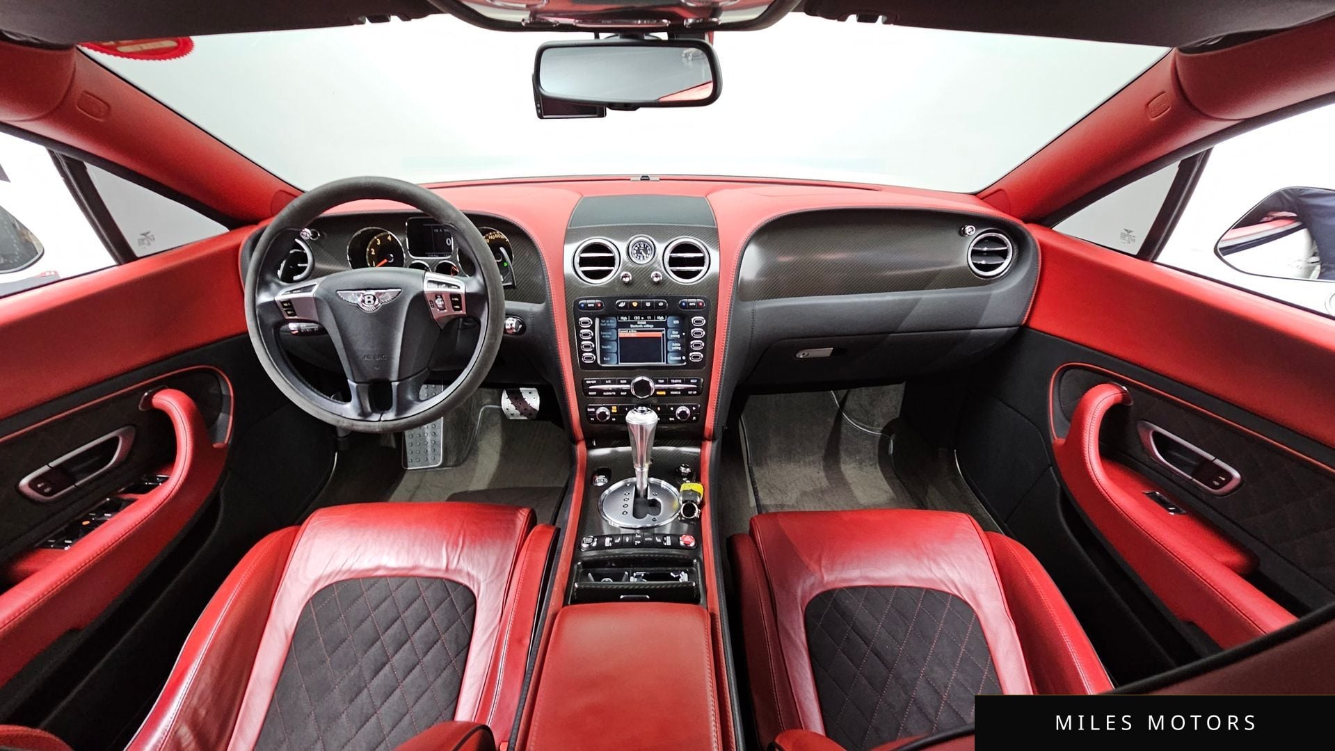 Bentley 컨티넨탈 GT 2010 — миниатюра 7