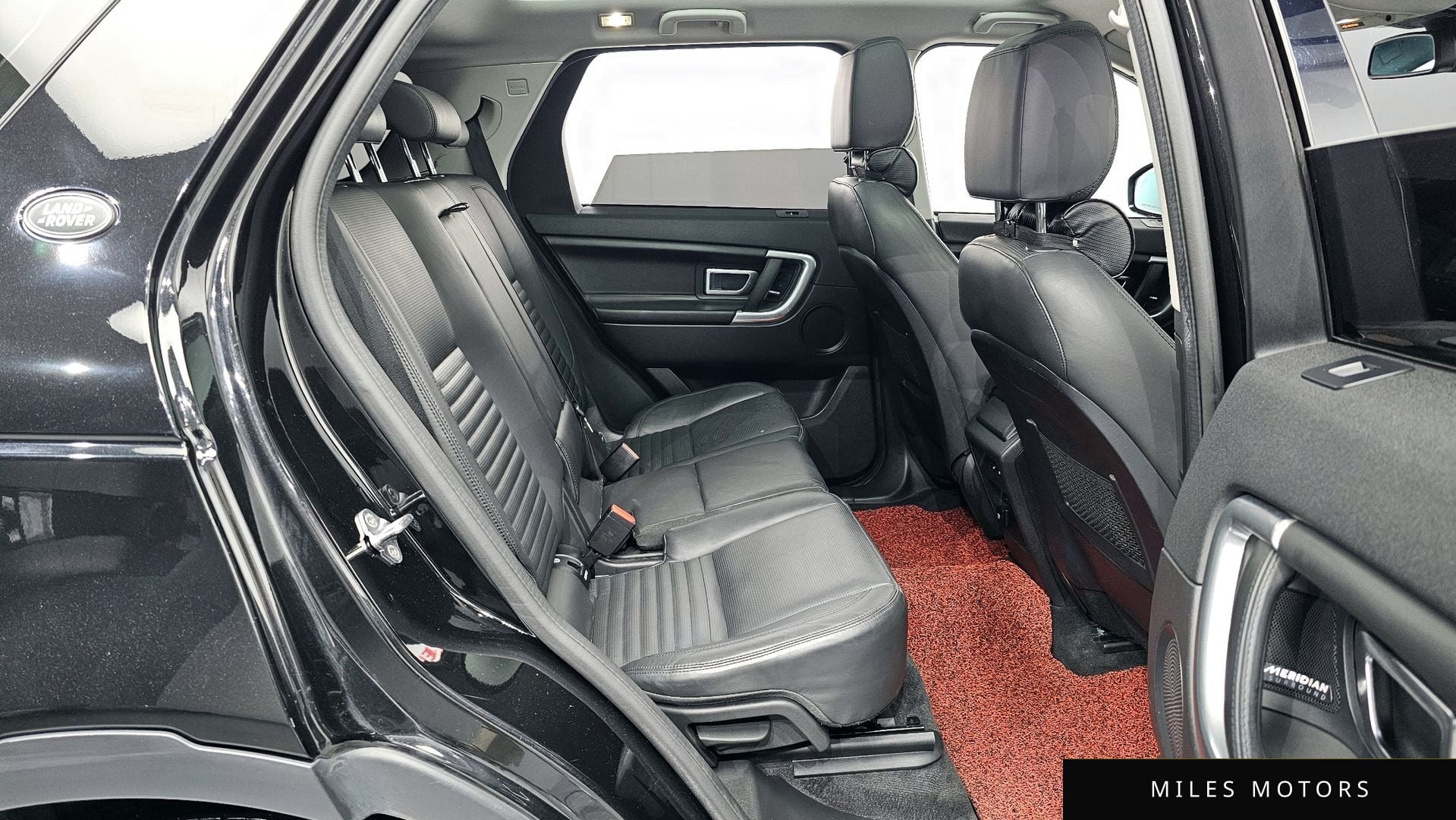 Land Rover Discovery Sport 2019 — миниатюра 12