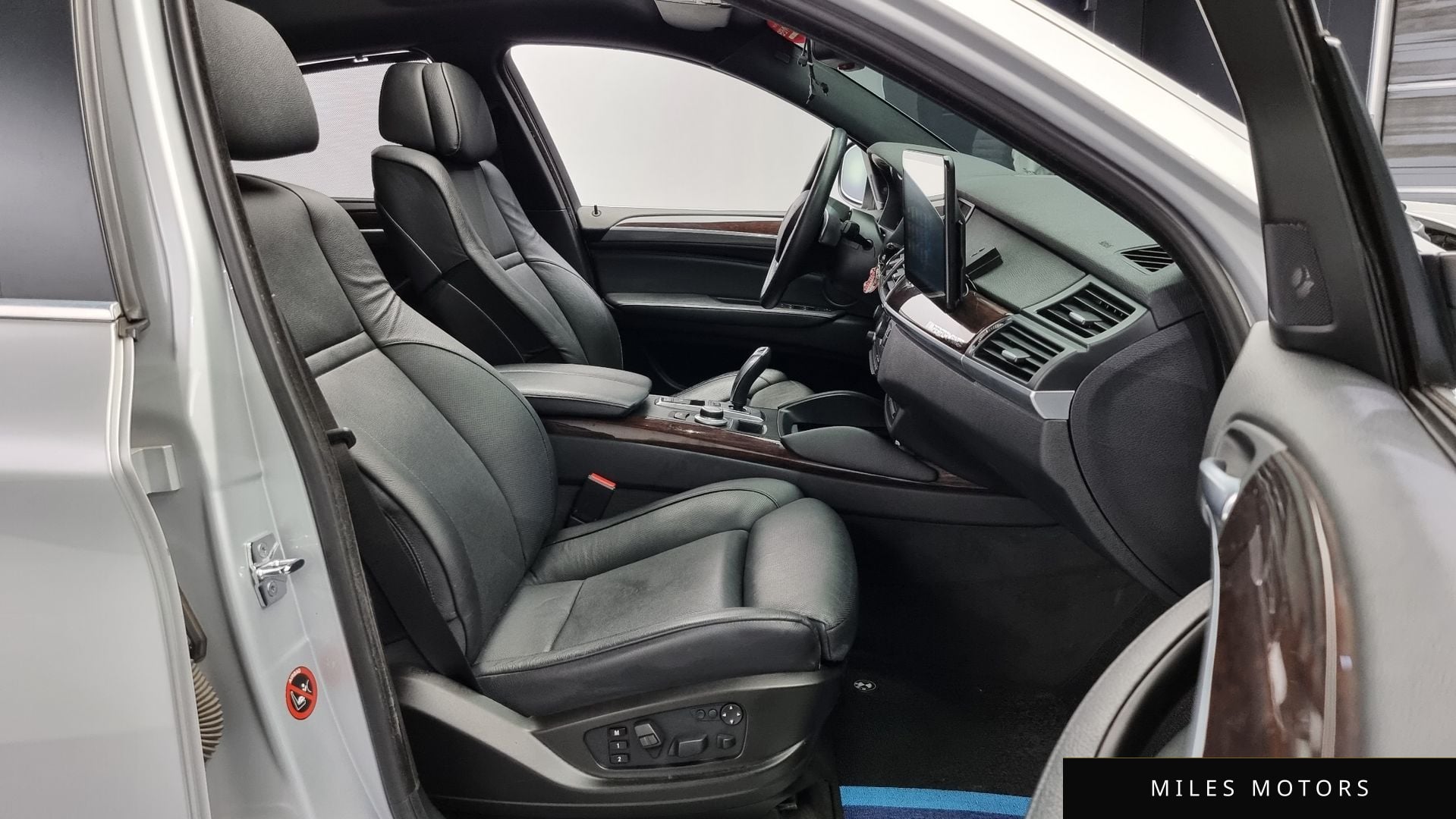 BMW X6 (E71) 2009 — миниатюра 10