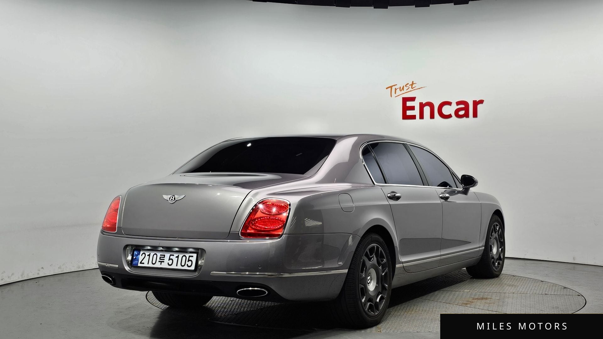 Bentley 플라잉스퍼 2009 — миниатюра 2