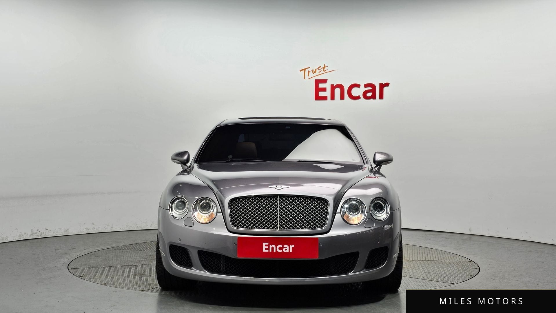 Bentley 플라잉스퍼 2009 — миниатюра 3