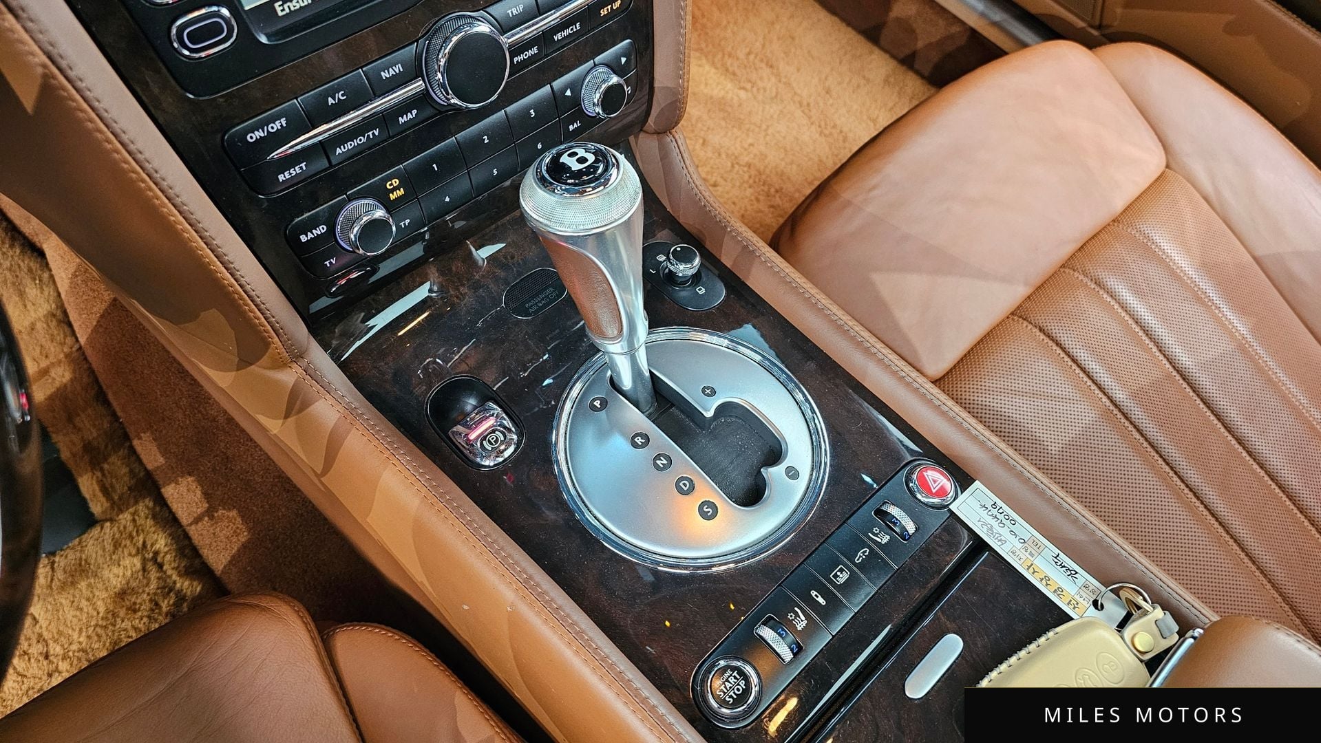 Bentley 플라잉스퍼 2009 — миниатюра 9