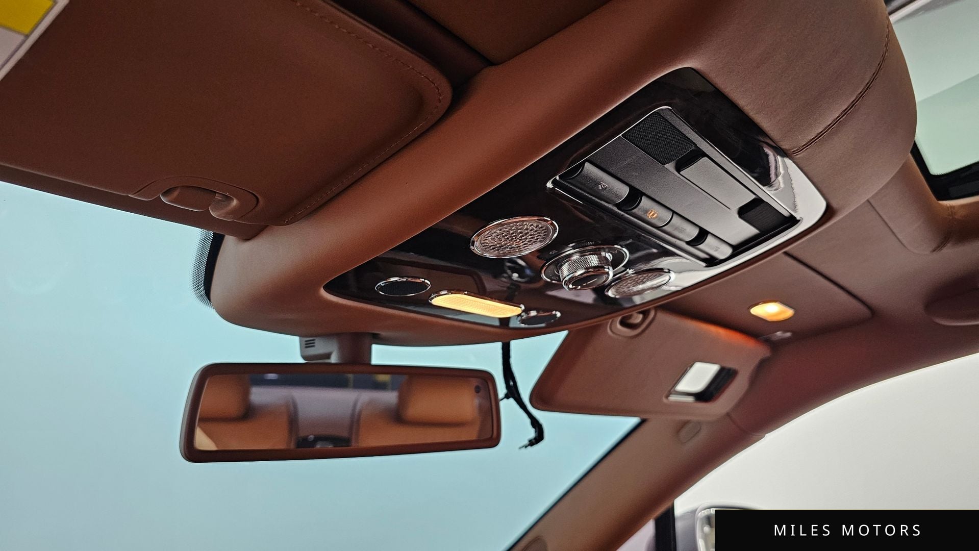 Bentley 플라잉스퍼 2009 — миниатюра 19