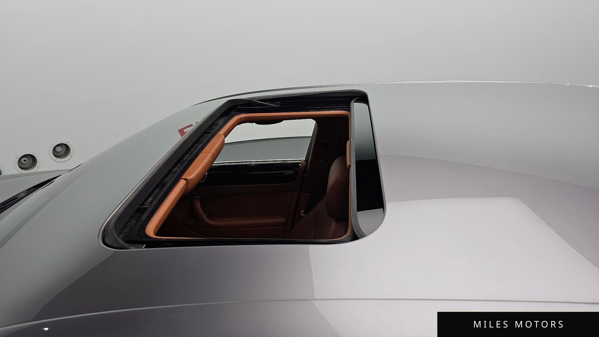 Bentley 플라잉스퍼 2009 — миниатюра 20