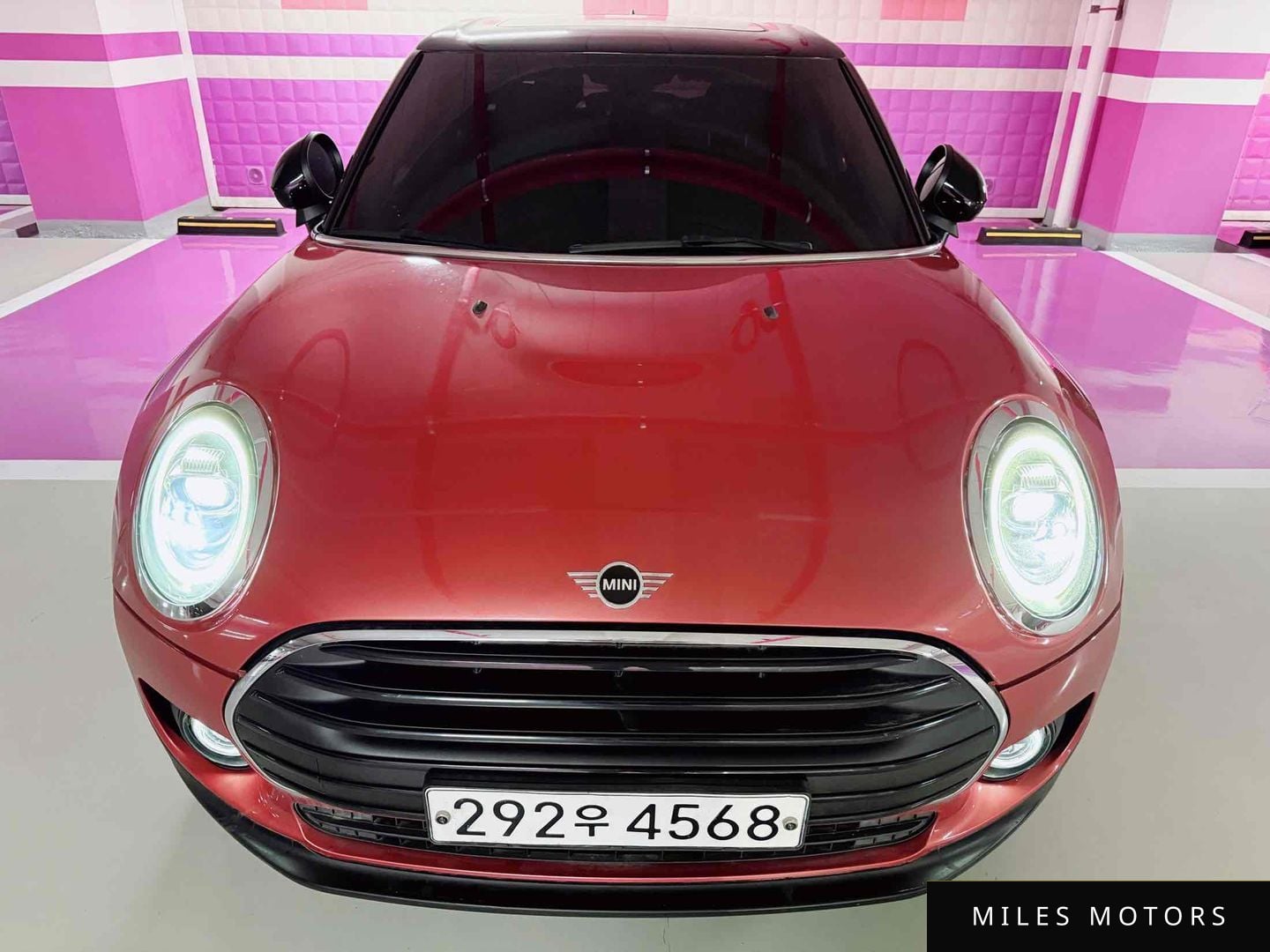 MINI Clubman 2020 — фото 1 из 12