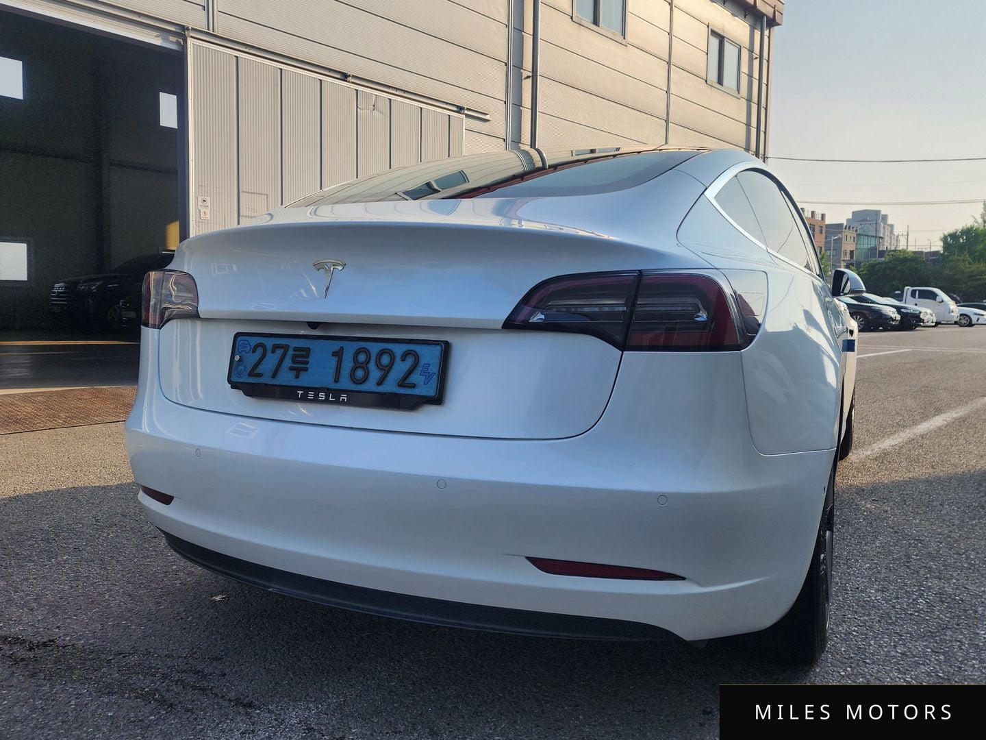 Tesla Model 3 2020 — миниатюра 4