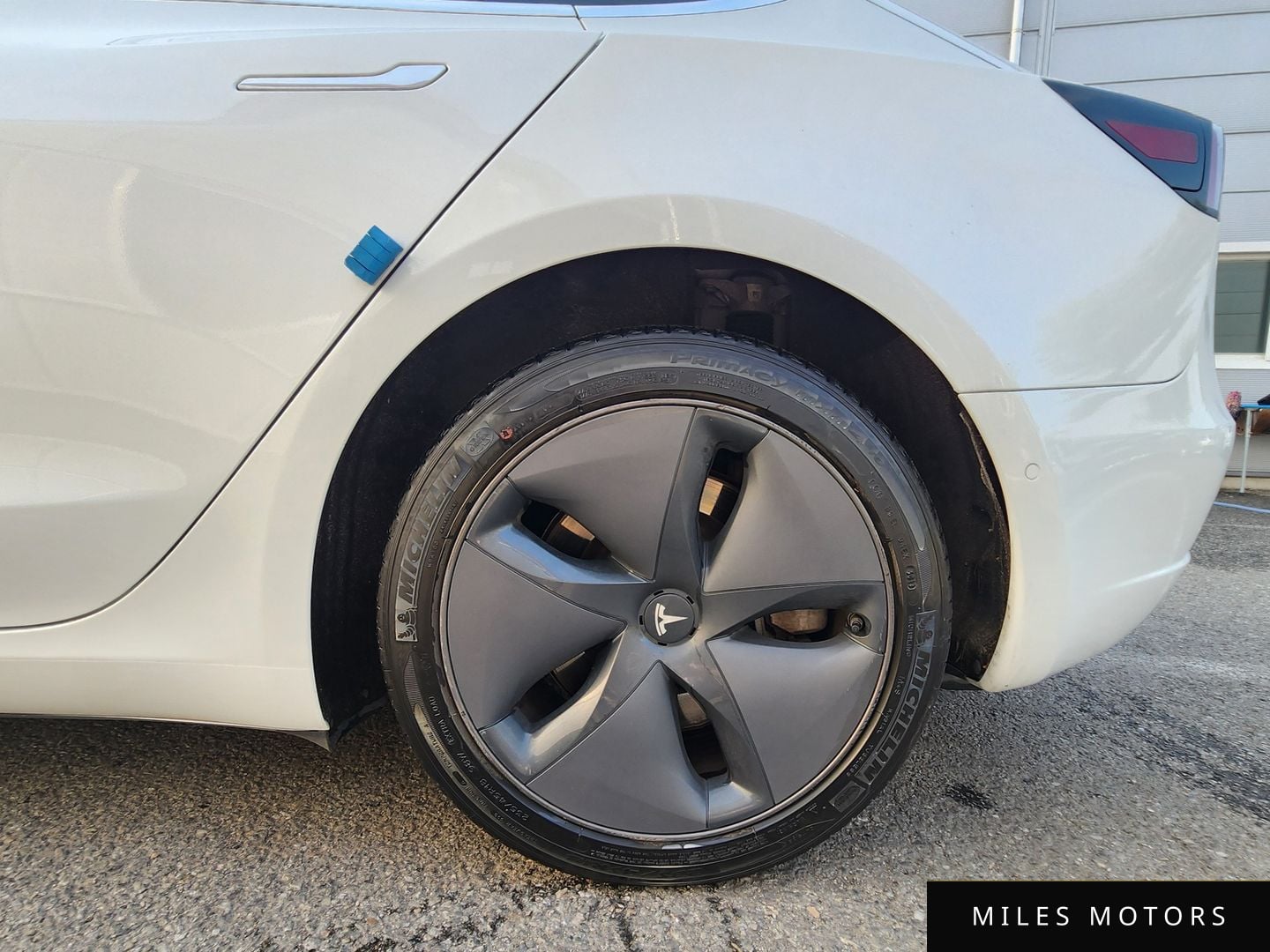 Tesla Model 3 2020 — миниатюра 5