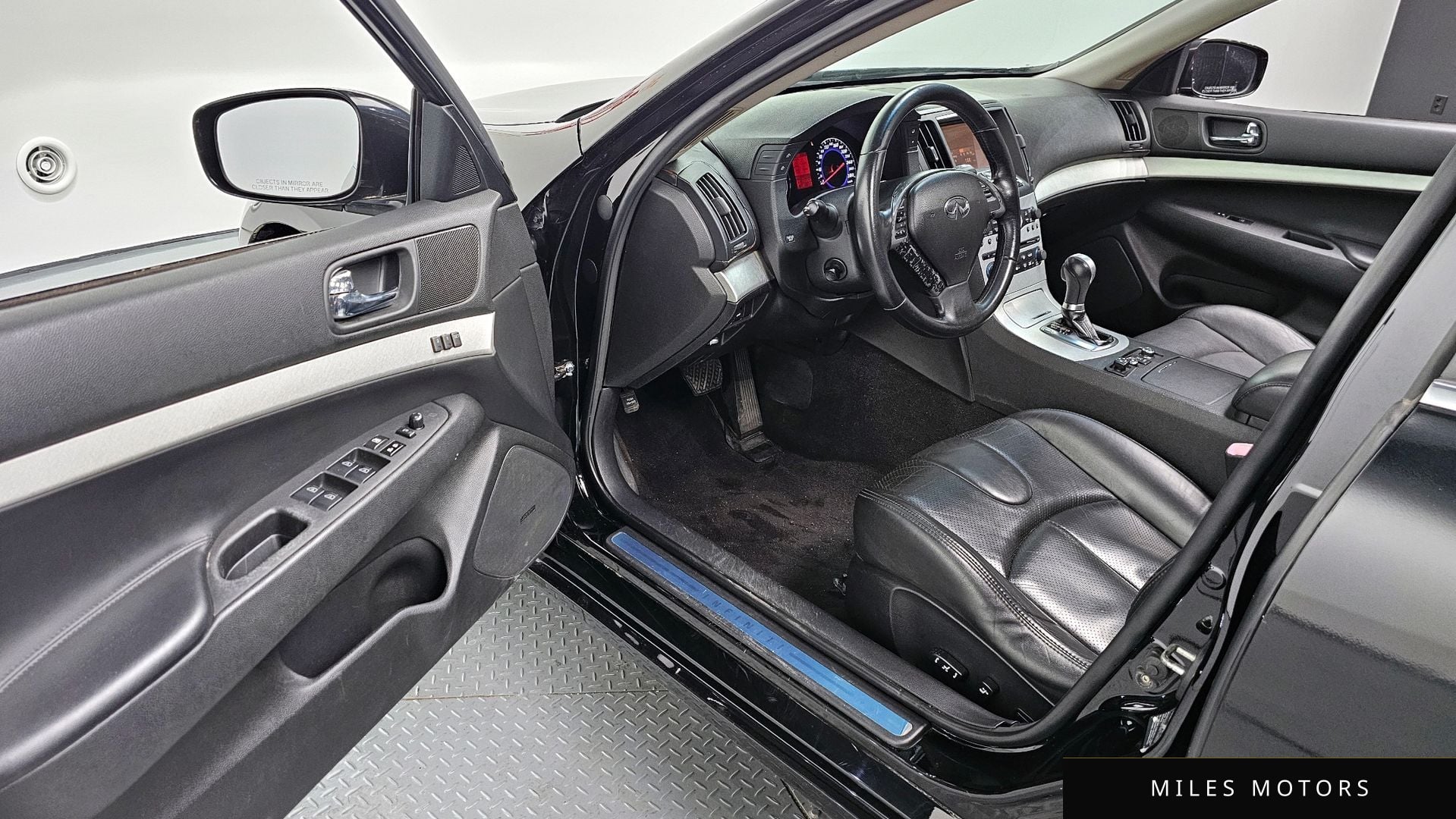 Infiniti G37 2009 — миниатюра 11