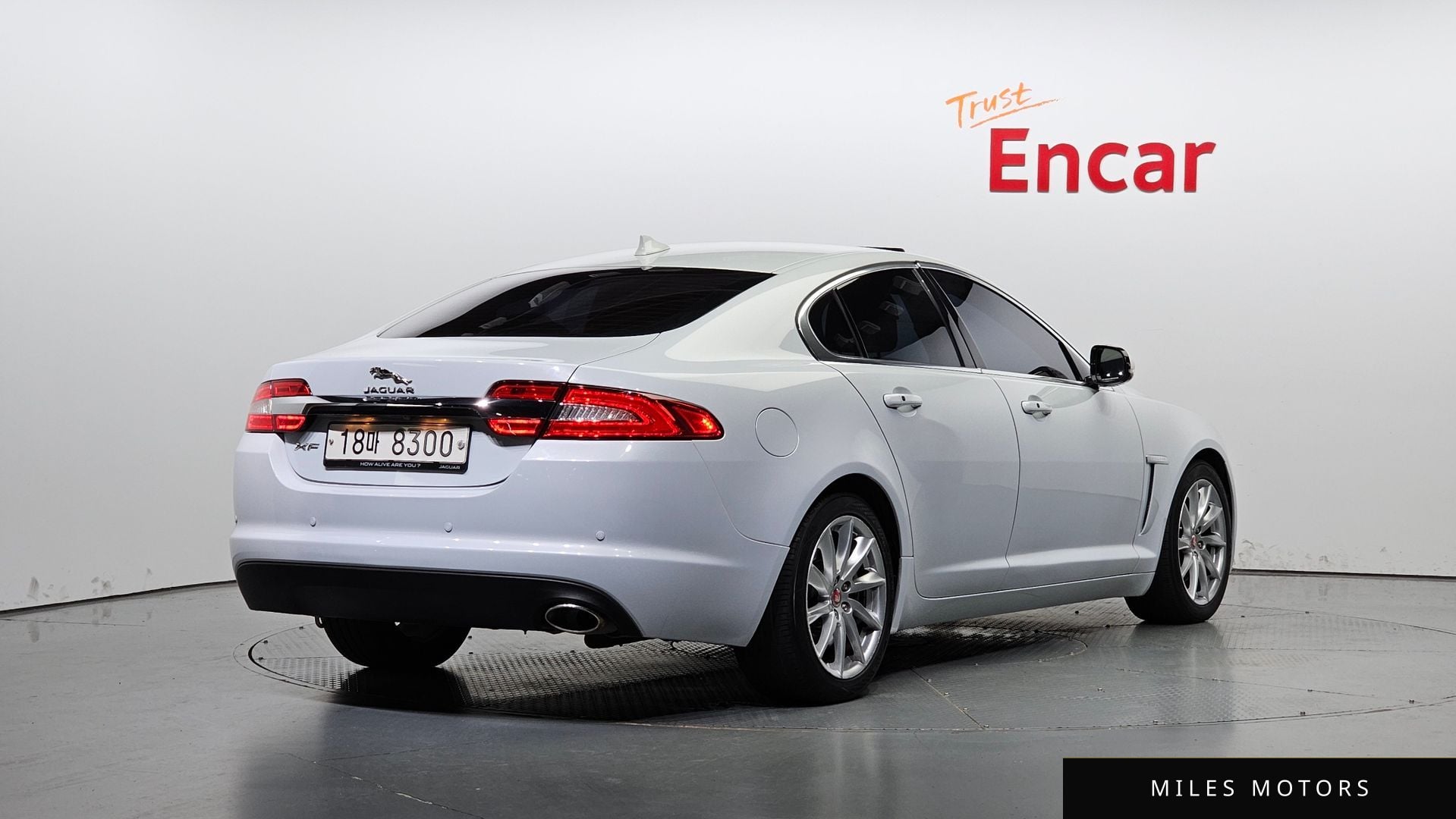 Jaguar New XF 2015 — миниатюра 2