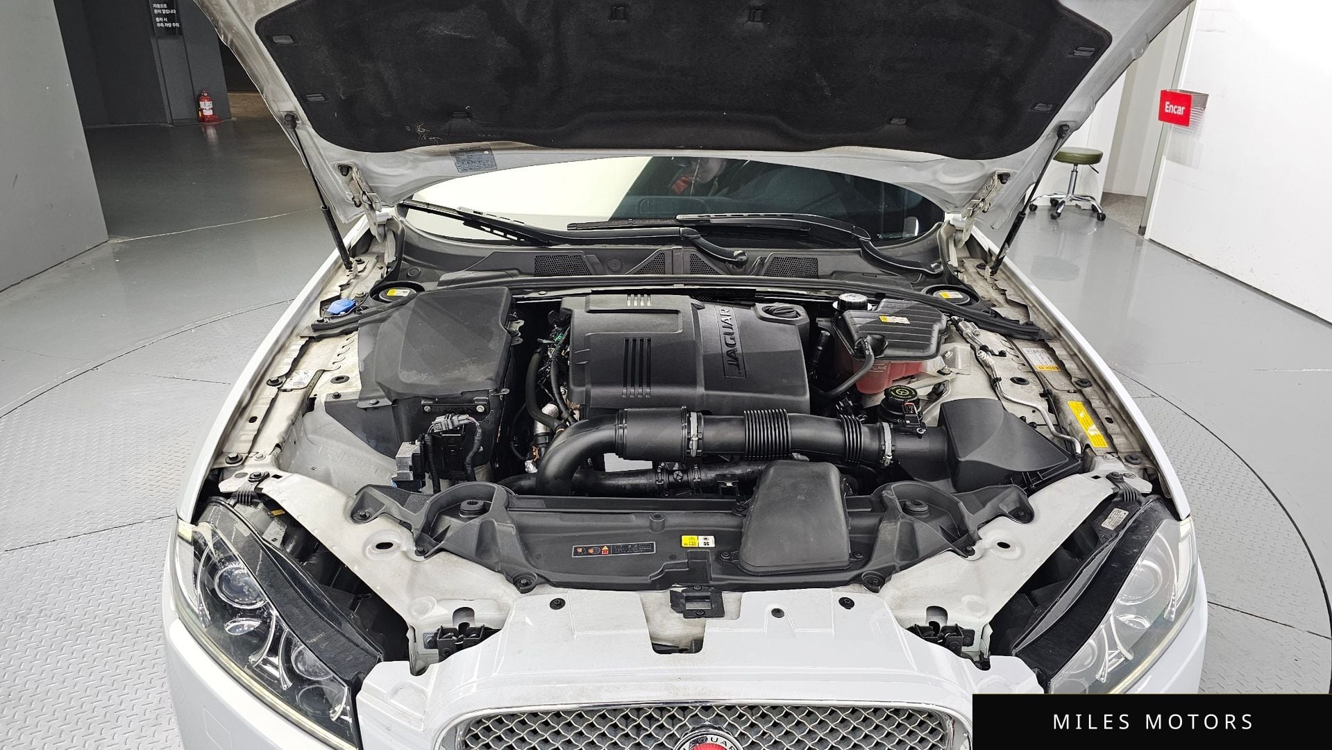 Jaguar New XF 2015 — миниатюра 6