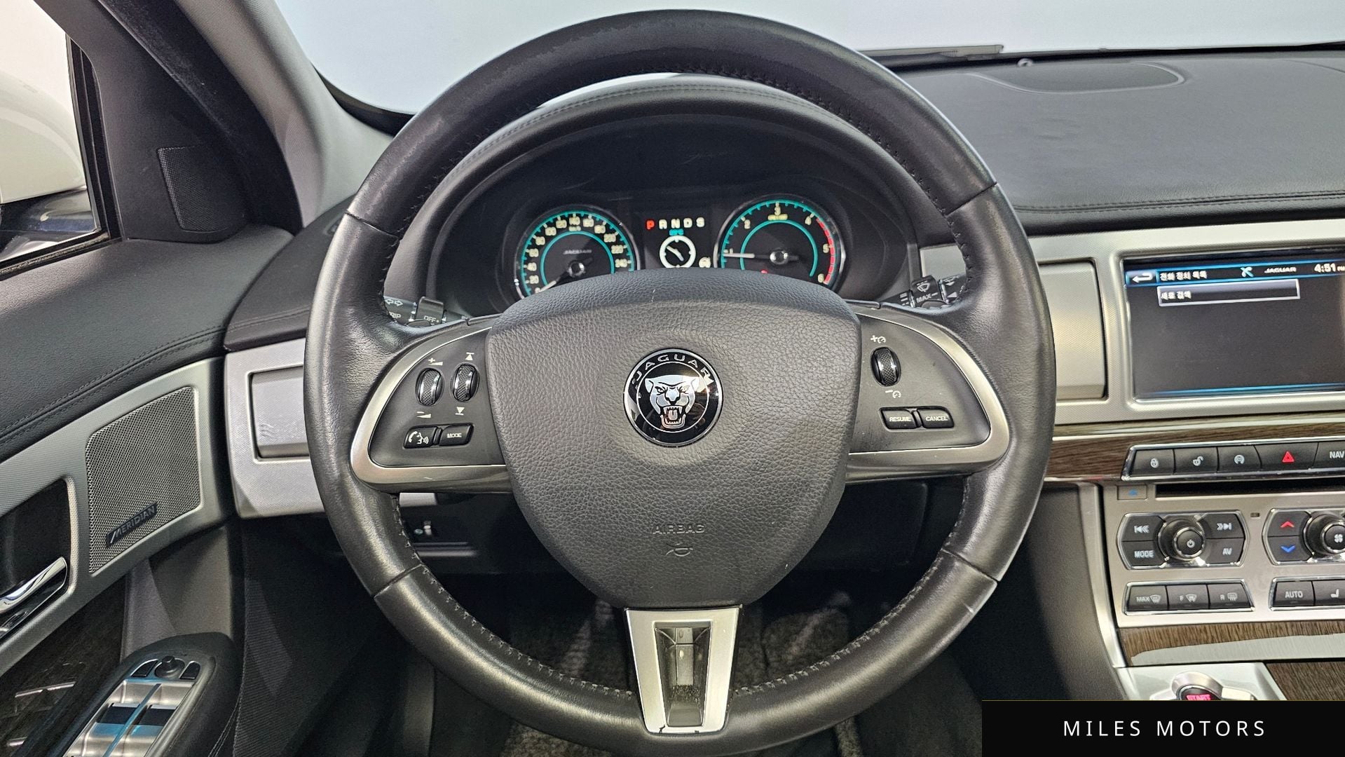Jaguar New XF 2015 — миниатюра 13