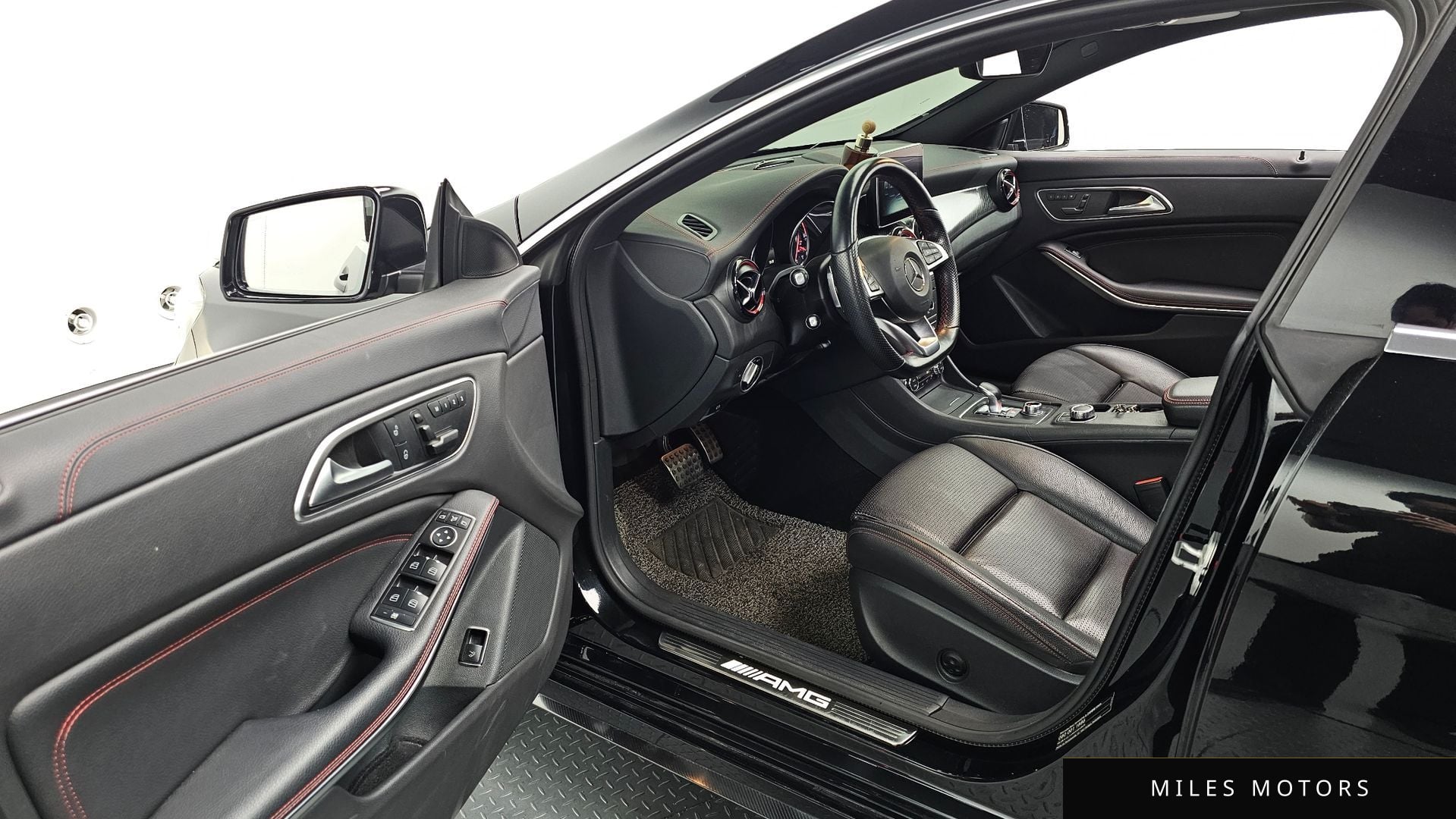 Mercedes-Benz CLA-Class C117 2016 — миниатюра 11