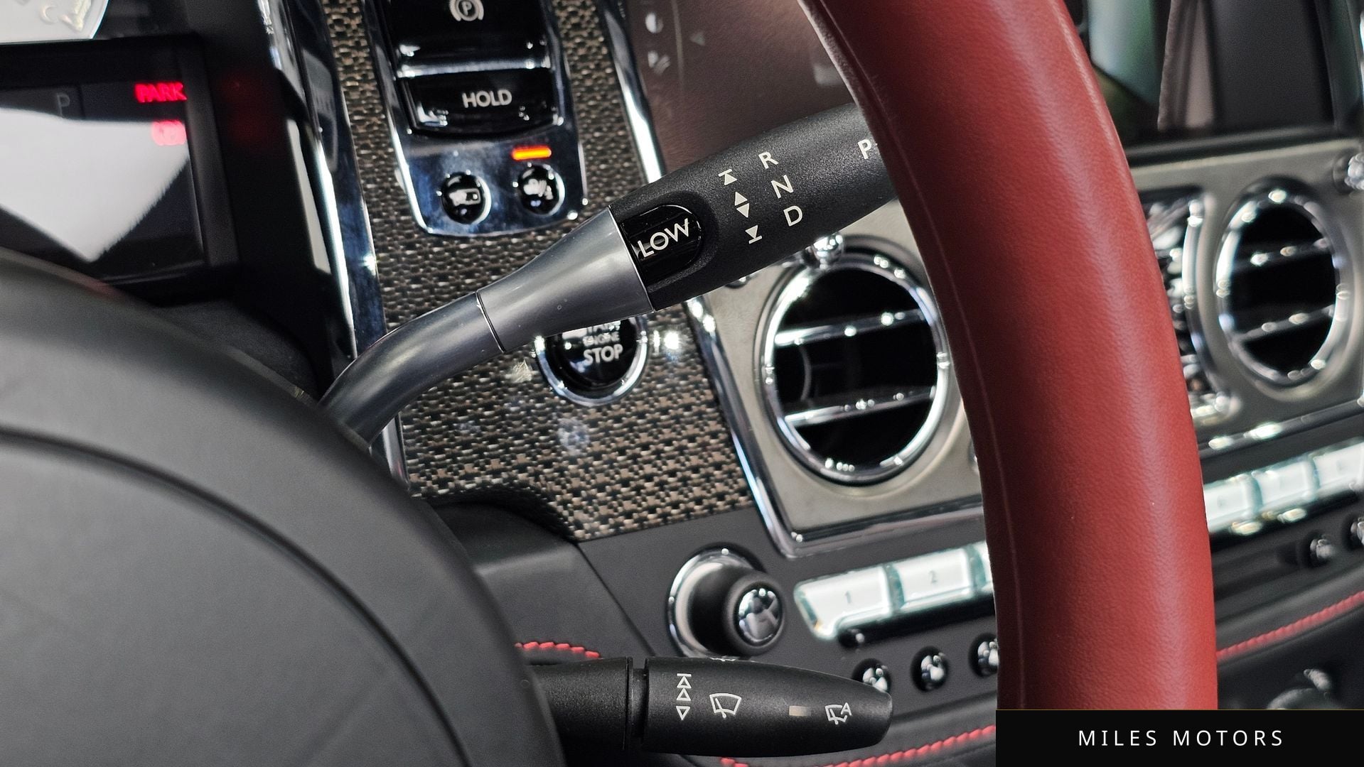 Rolls-Royce 던 2020 — миниатюра 9