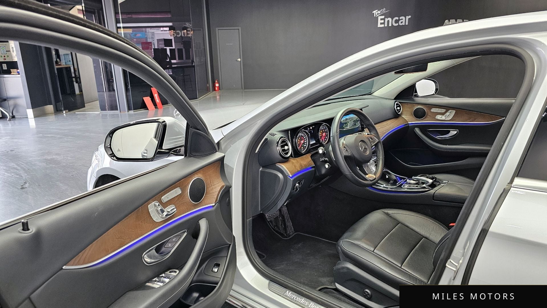Mercedes-Benz E-Class W213 2018 — миниатюра 11