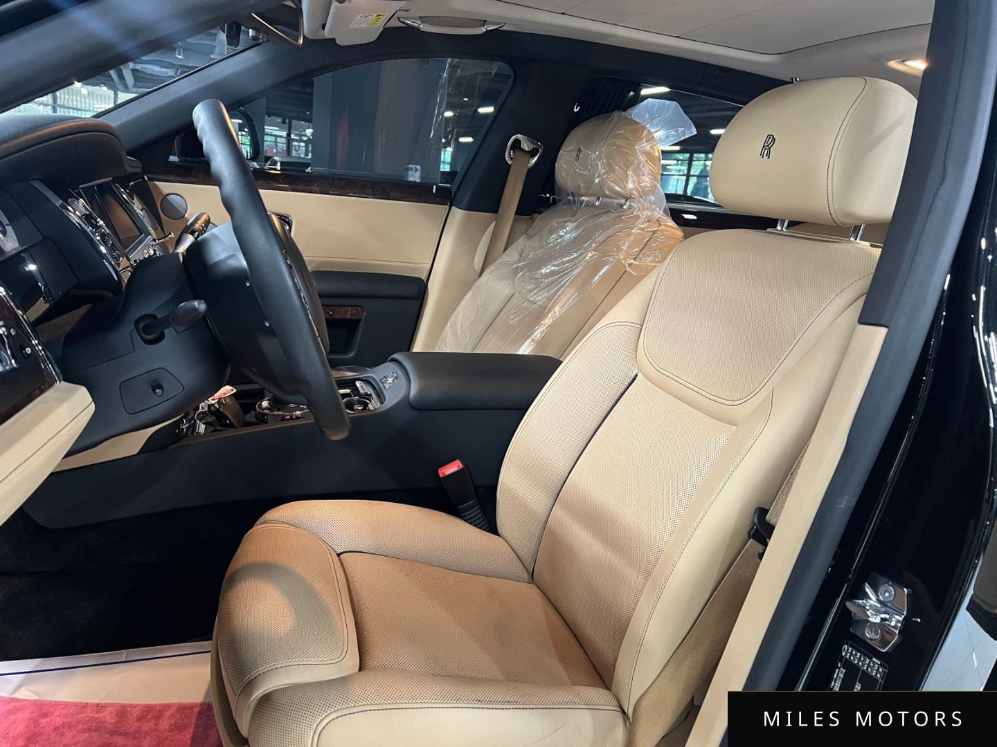 Rolls-Royce Ghost 2018 — миниатюра 7