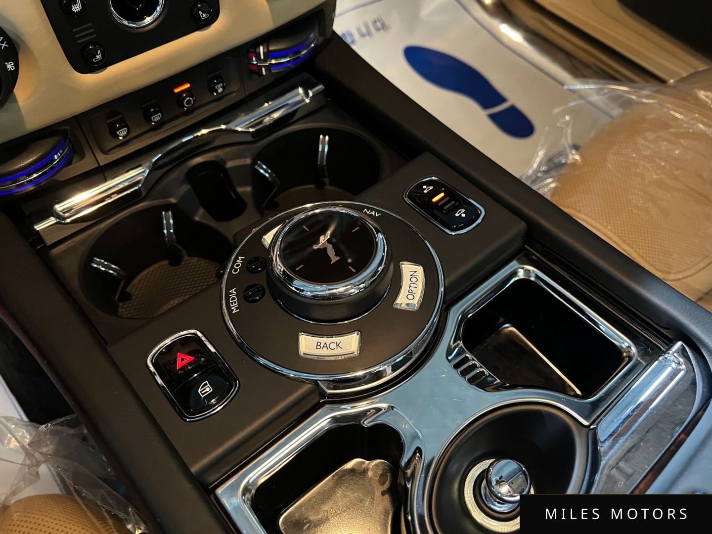 Rolls-Royce Ghost 2018 — миниатюра 12