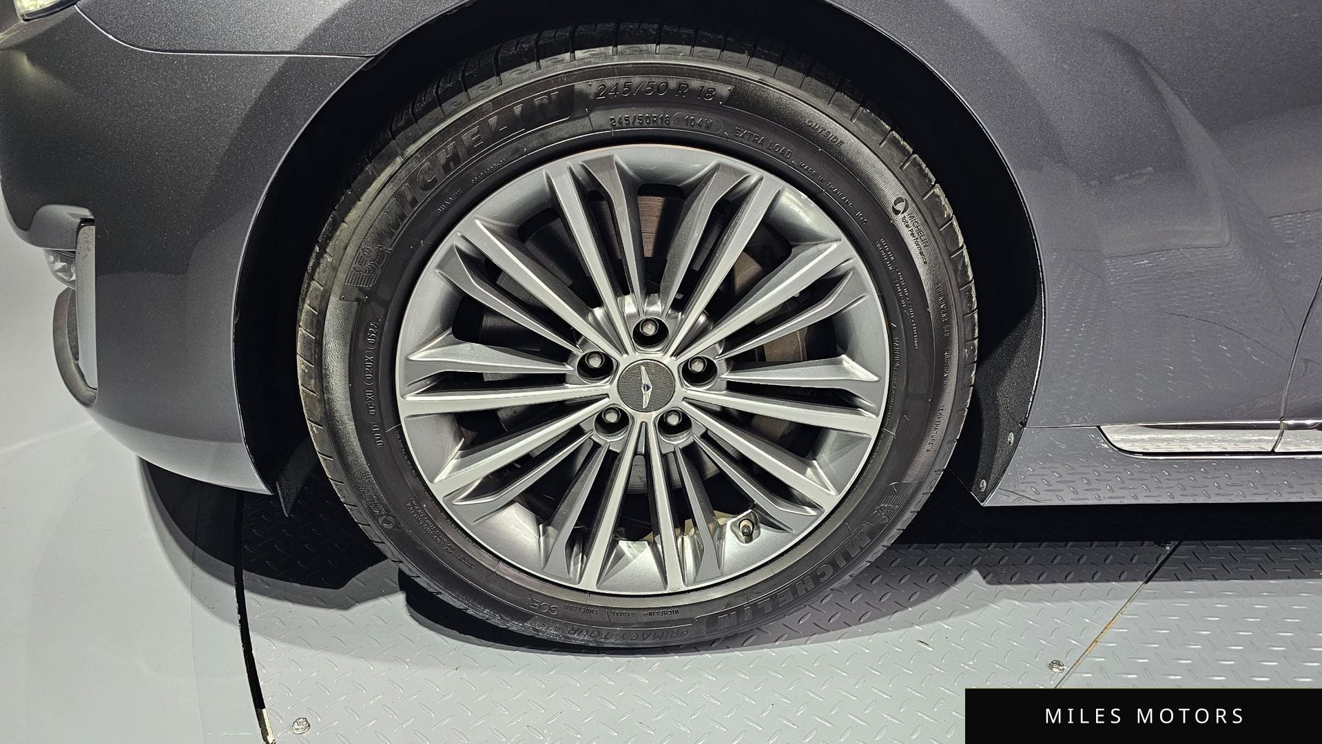 Genesis EQ900 2016 — миниатюра 5