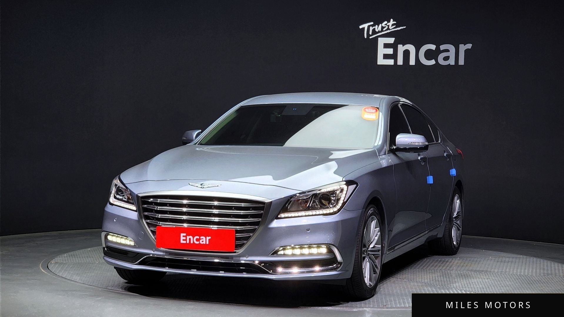 Genesis G80 2017 — фото 1 из 12