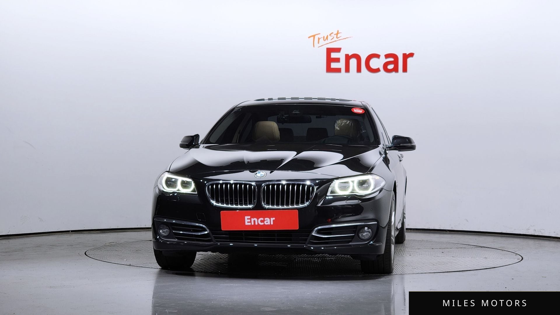 BMW 5 Series (F10) 2015 — миниатюра 3