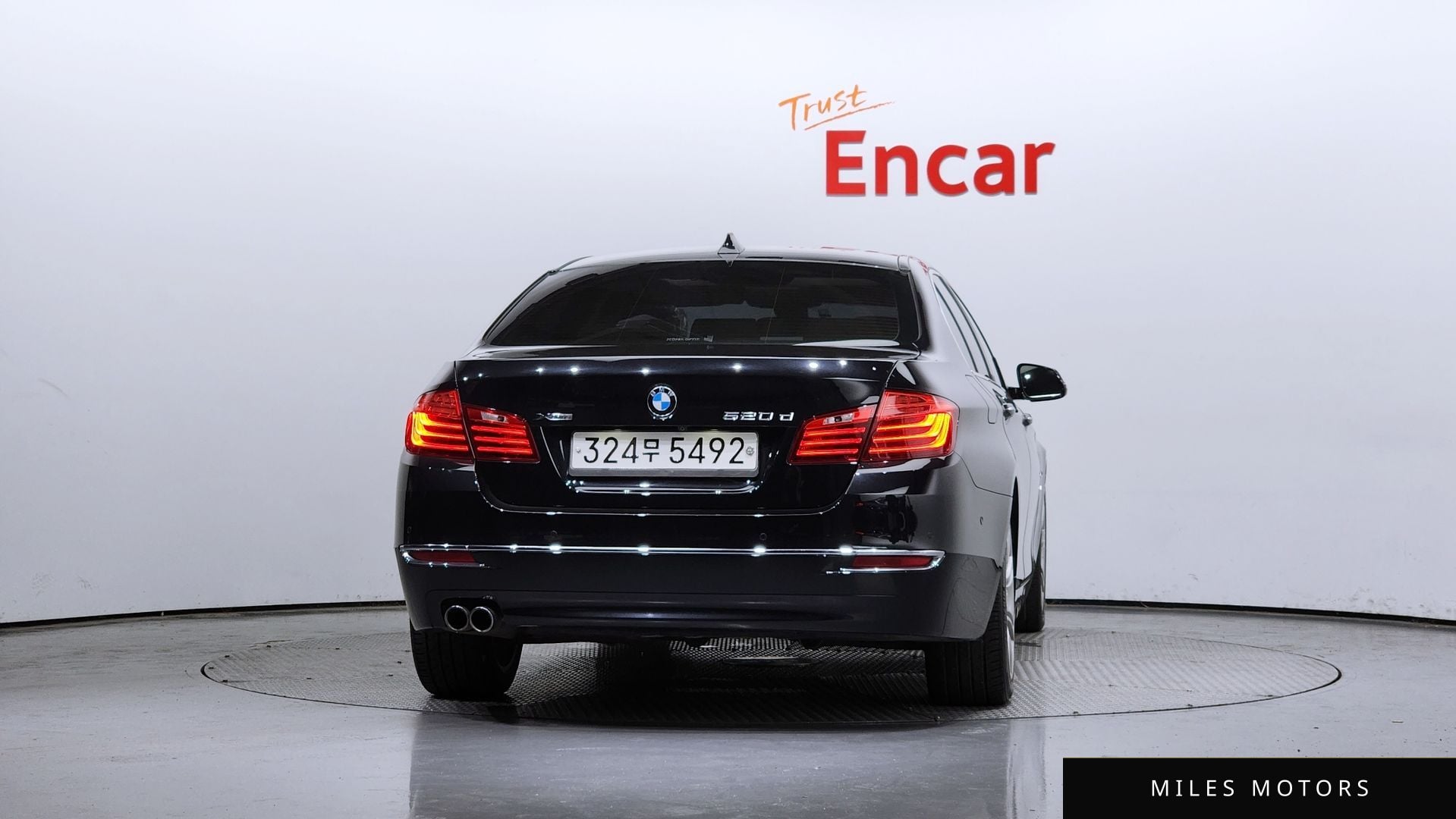 BMW 5 Series (F10) 2015 — миниатюра 4