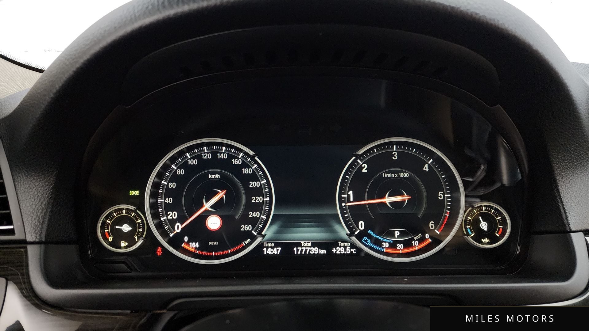 BMW 5 Series (F10) 2015 — миниатюра 8