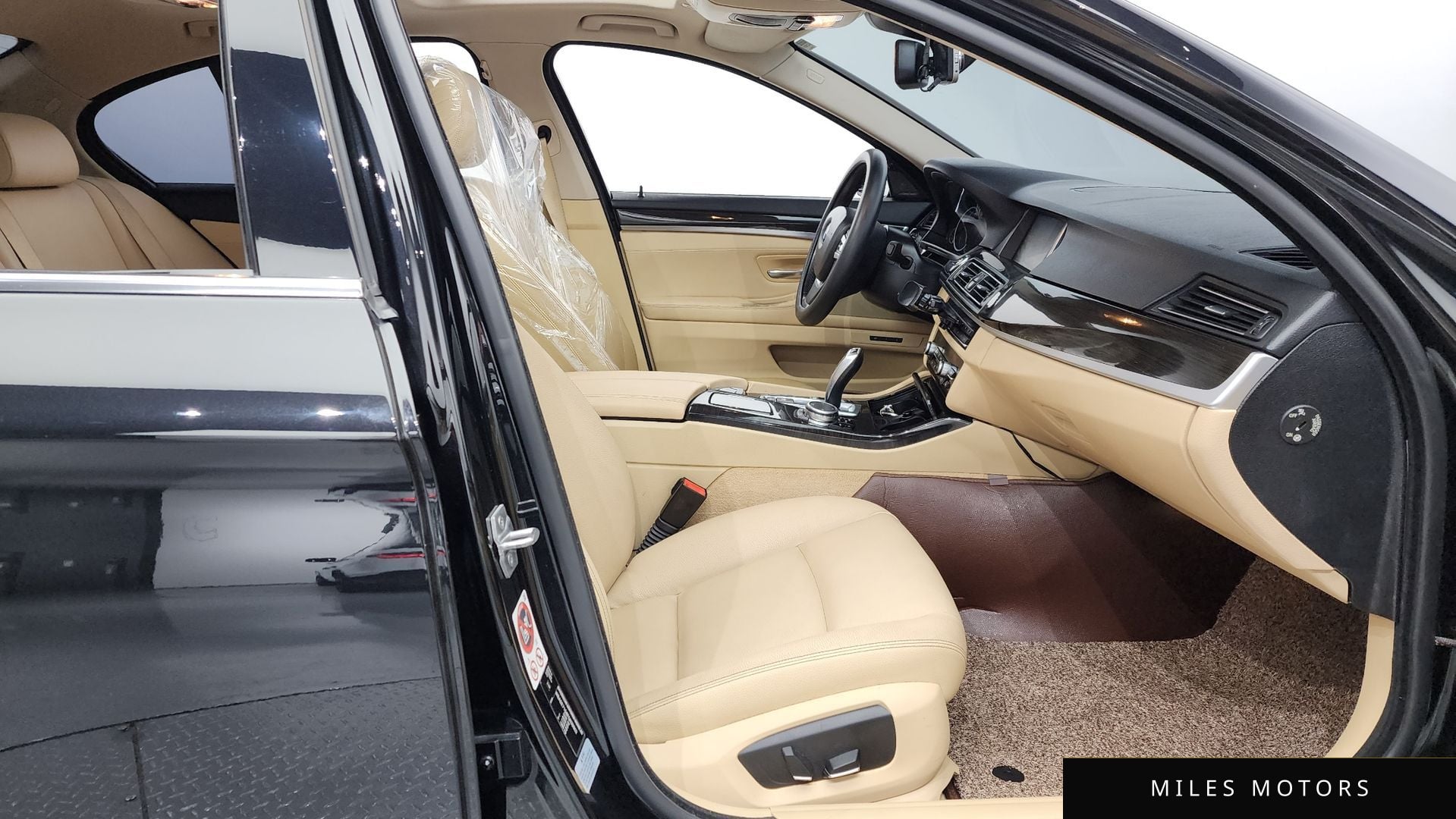 BMW 5 Series (F10) 2015 — миниатюра 11