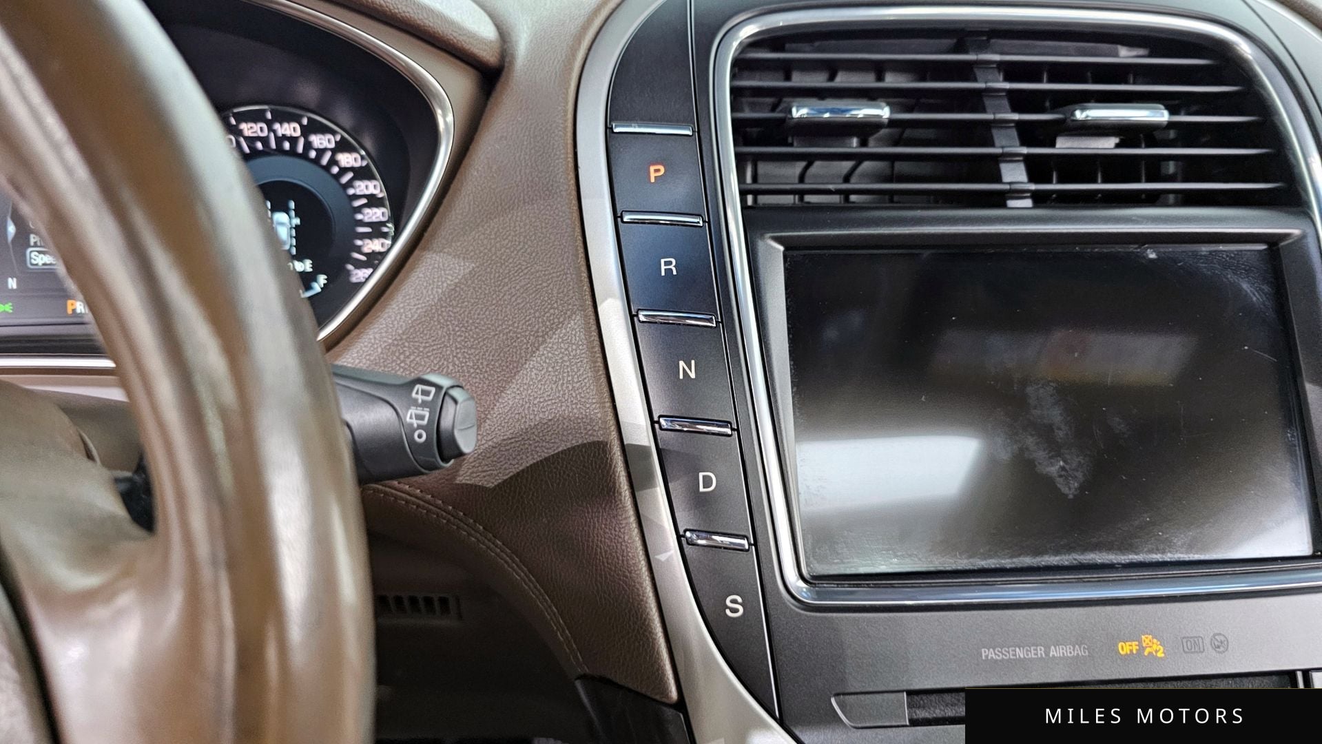 Lincoln MKX 2018 — миниатюра 9