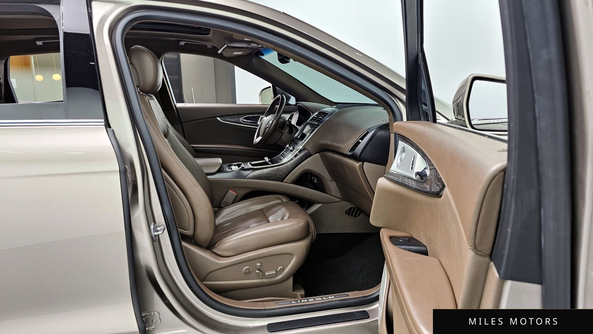Lincoln MKX 2018 — миниатюра 11