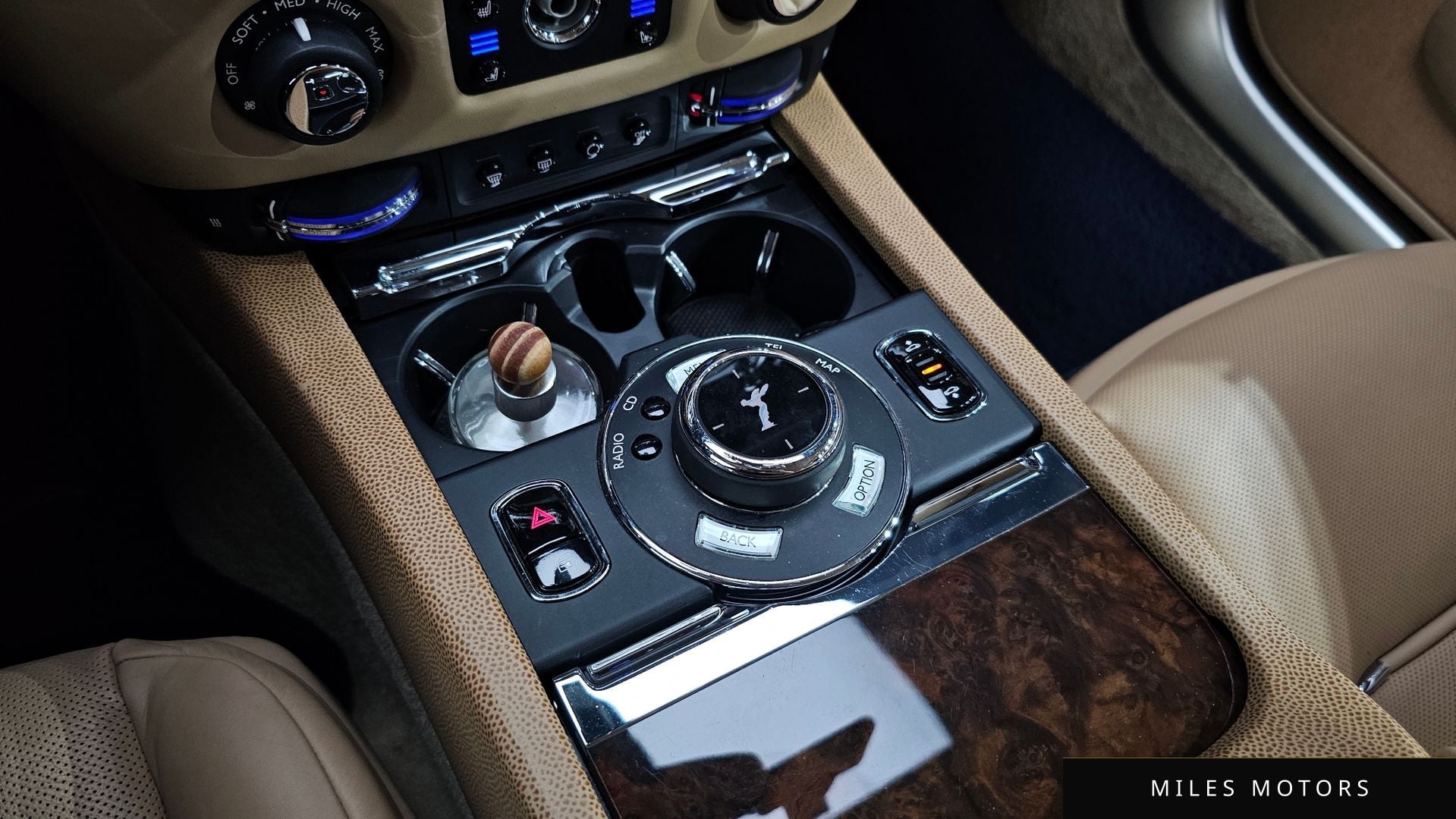 Rolls-Royce 레이스 2015 — миниатюра 18