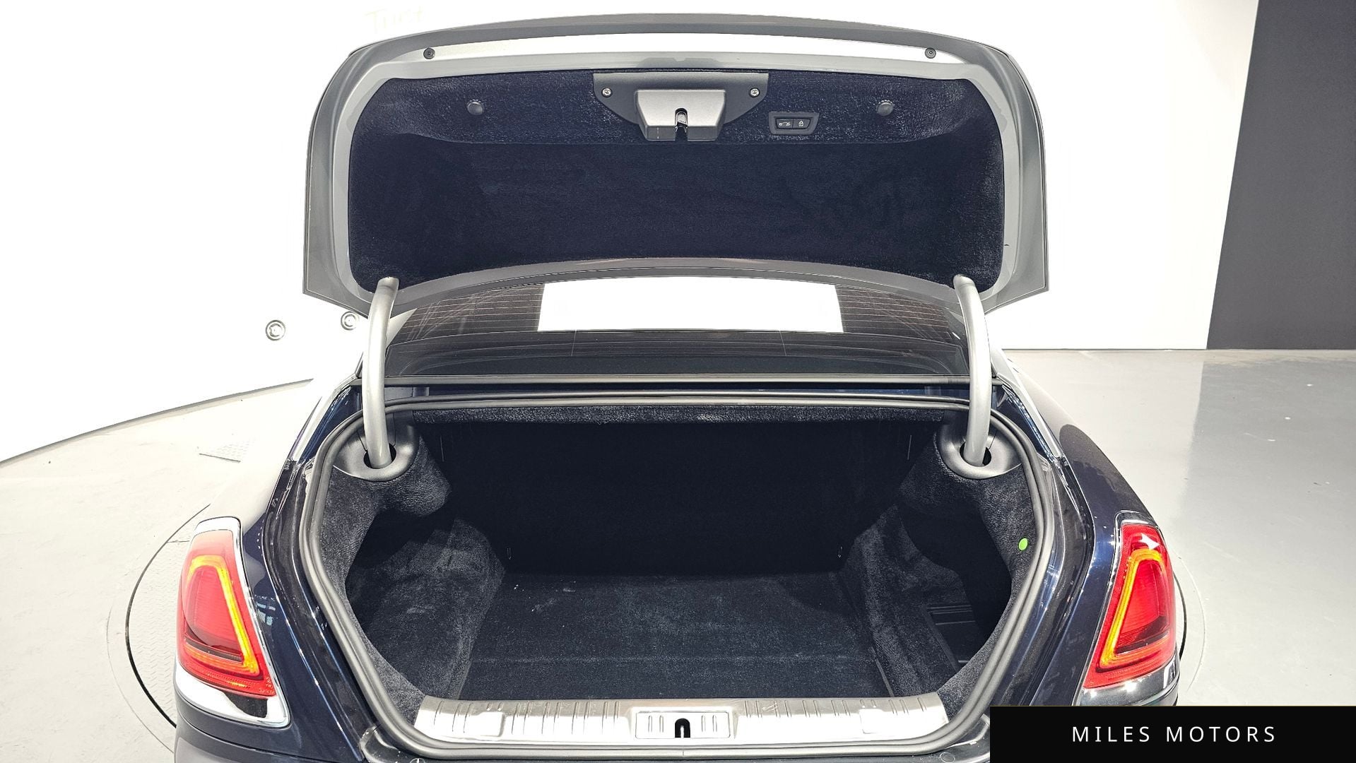 Rolls-Royce 레이스 2015 — миниатюра 20