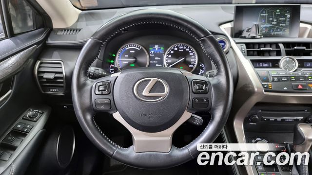 Лексус NX300h 2017 — миниатюра 13