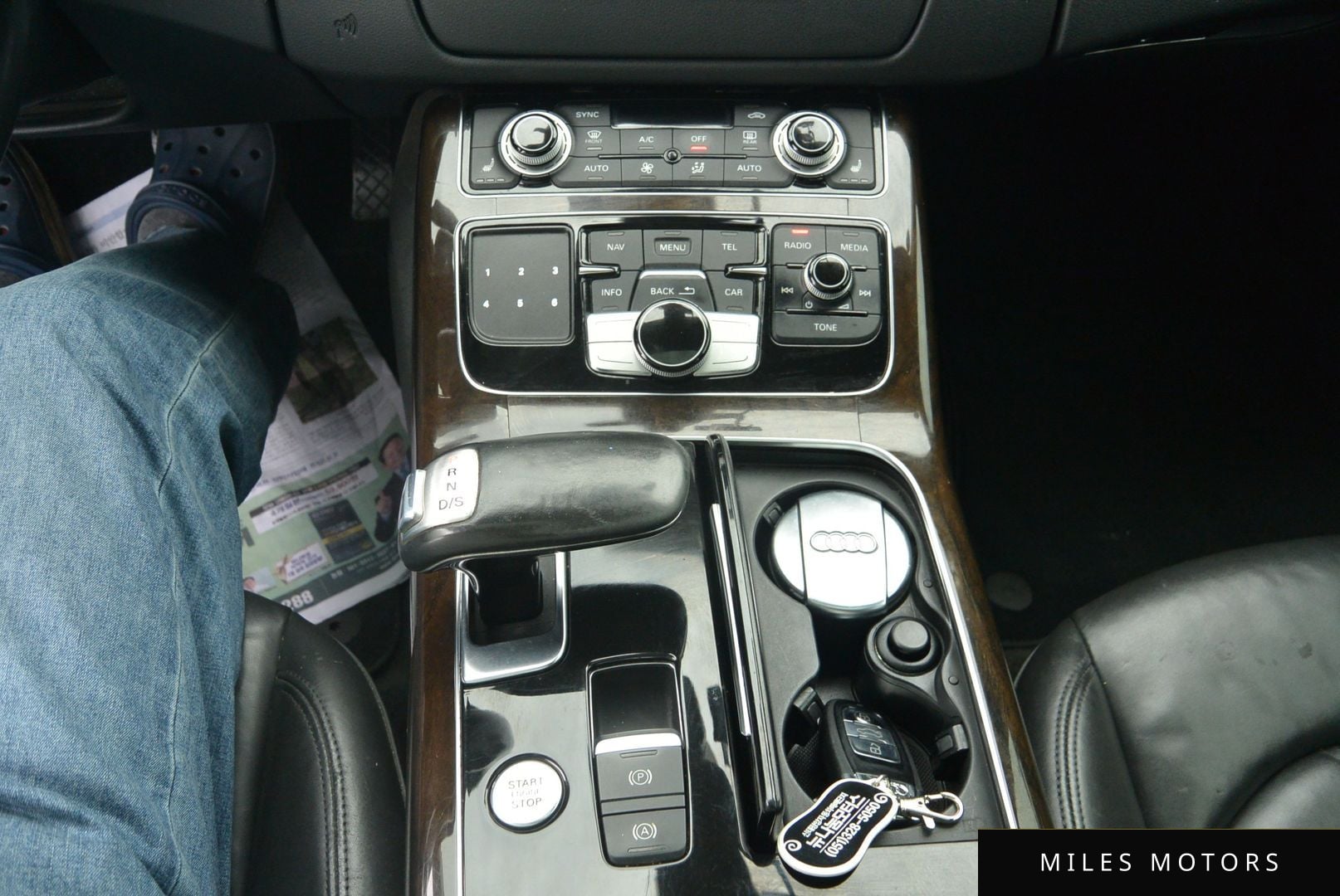Audi A8 2014 — миниатюра 9