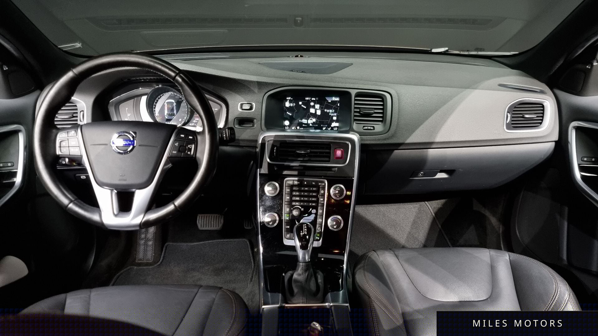 Volvo V60 크로스컨트리 2016 — миниатюра 7
