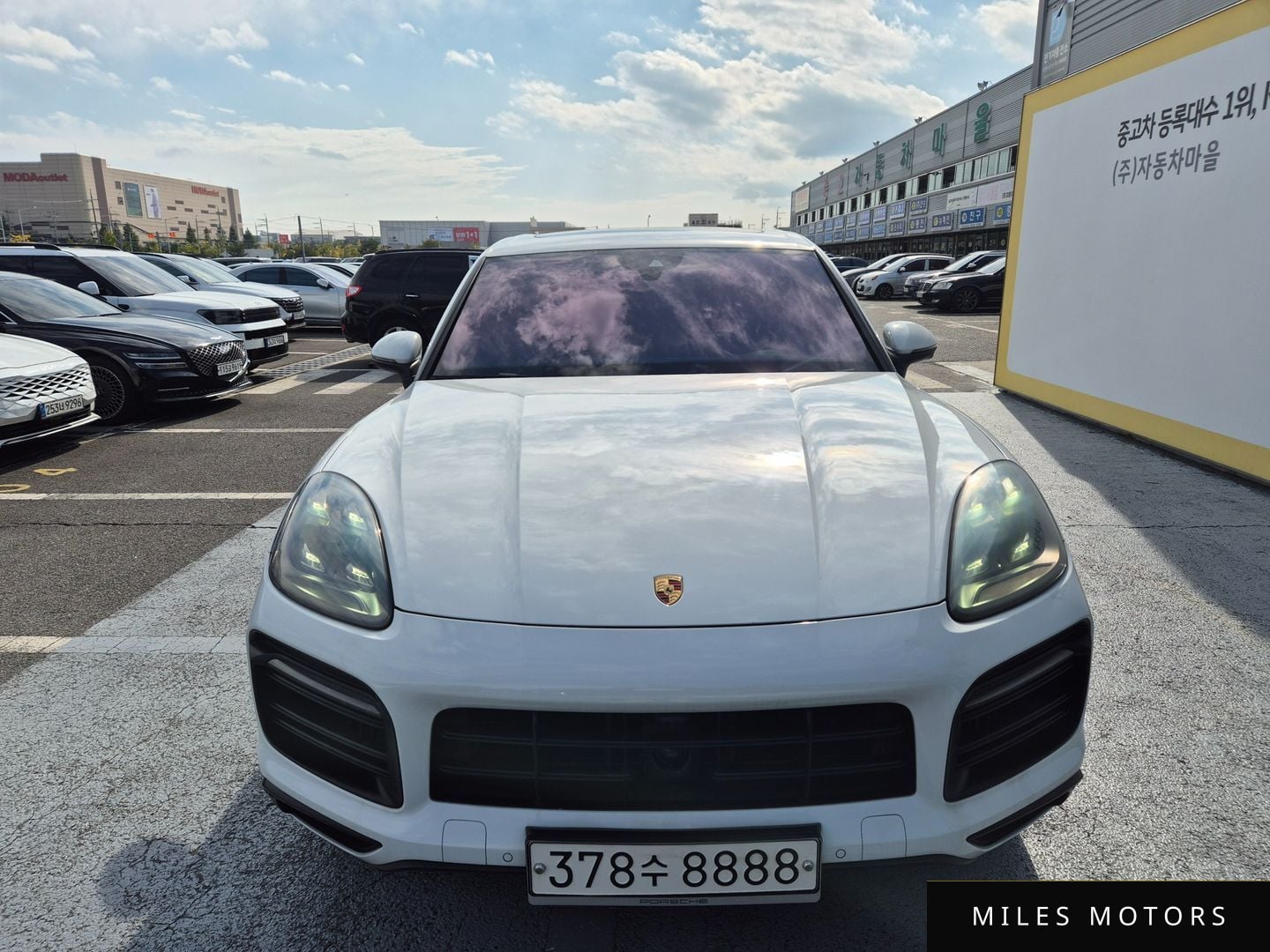 Porsche Cayenne 2019 — фото 1 из 12