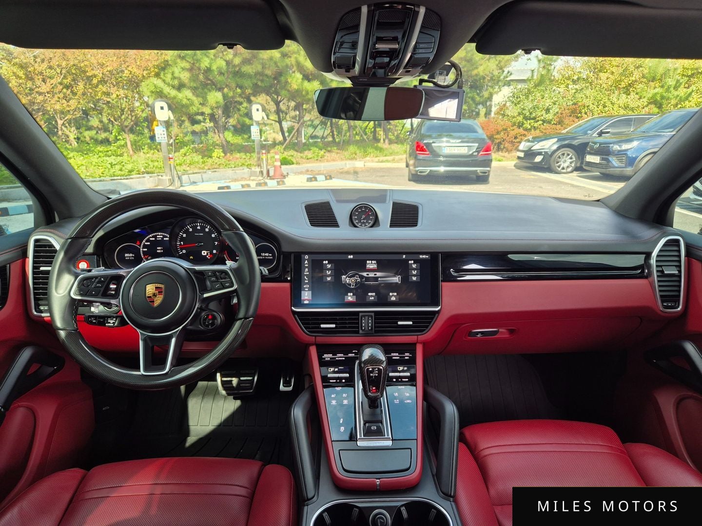 Porsche Cayenne 2019 — миниатюра 12